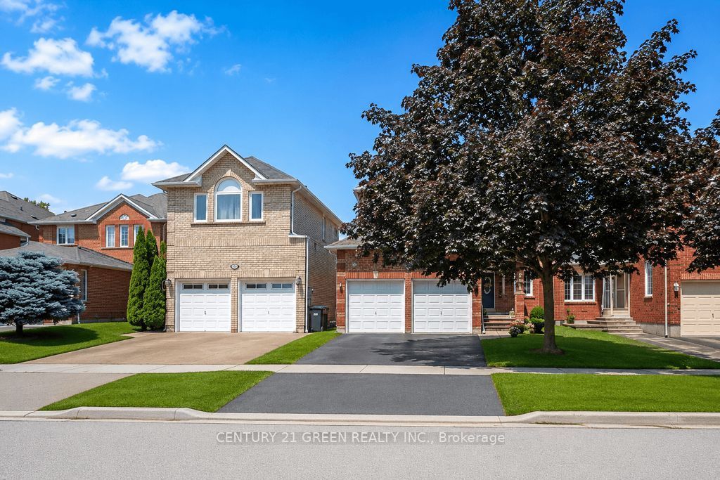 1446 Grossi Street, Mississauga, ON L5V 1T8 photo 3