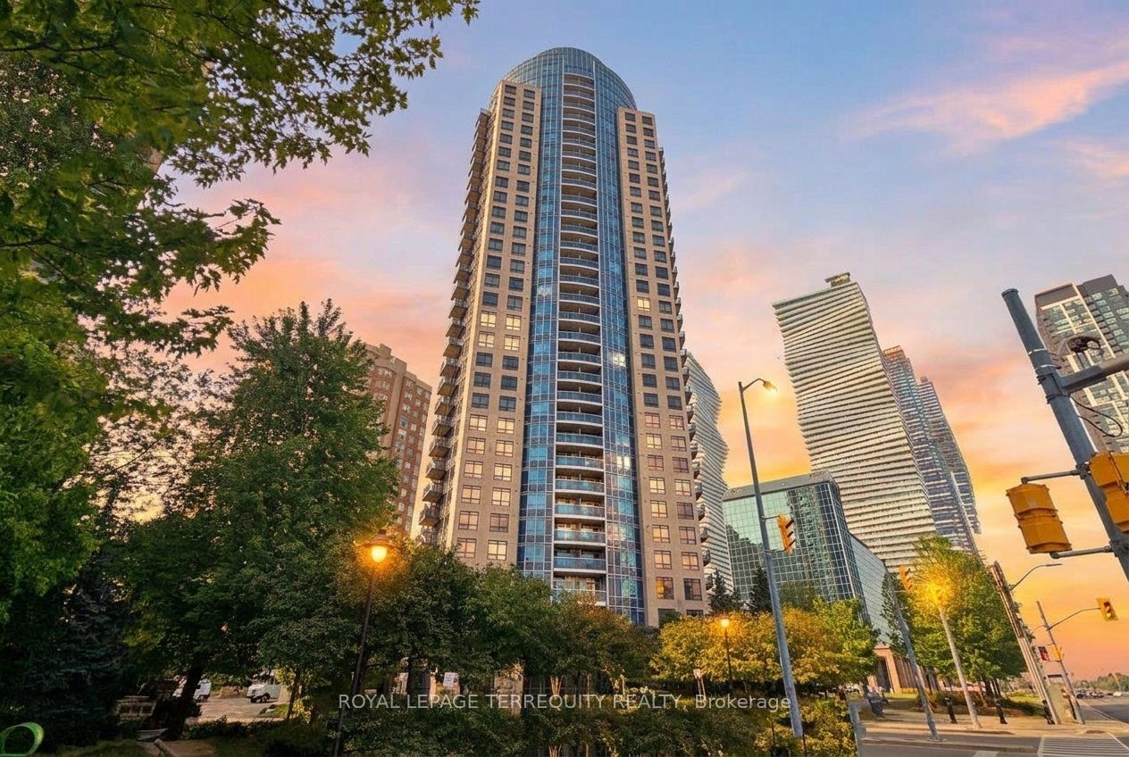 330 Burnhamthorpe Road W 2810, Mississauga, ON L5B 0E1