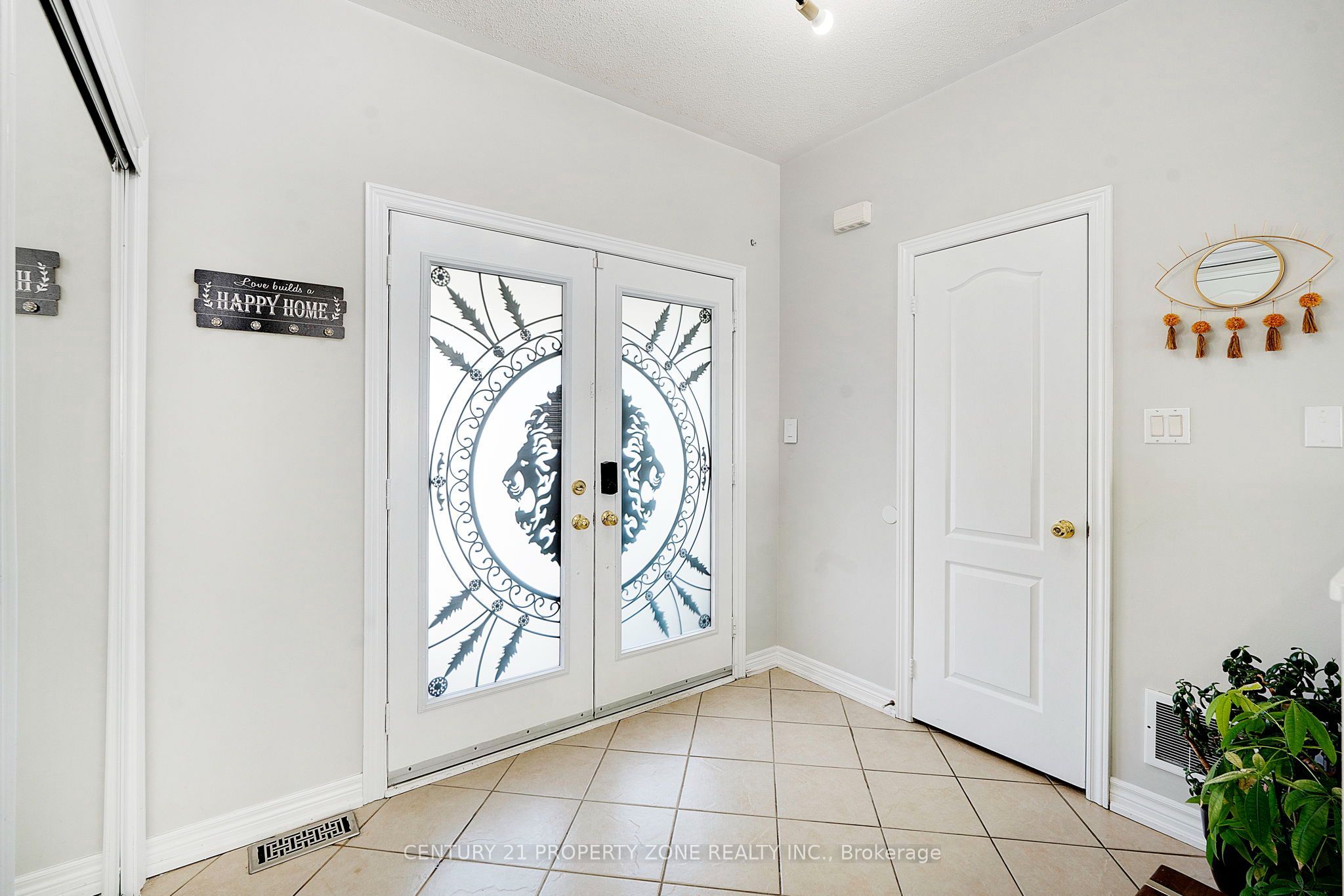 221 Andrews Trail, Milton, ON L9T 6S7 photo 2