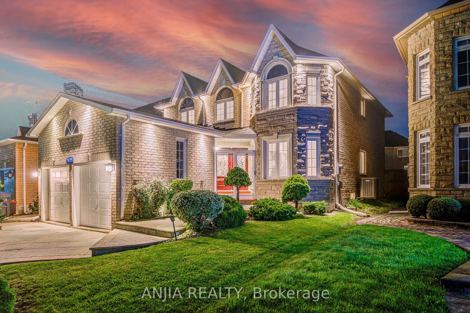 3435 Grand Park Drive, Mississauga, ON L5B 4E3 photo 3