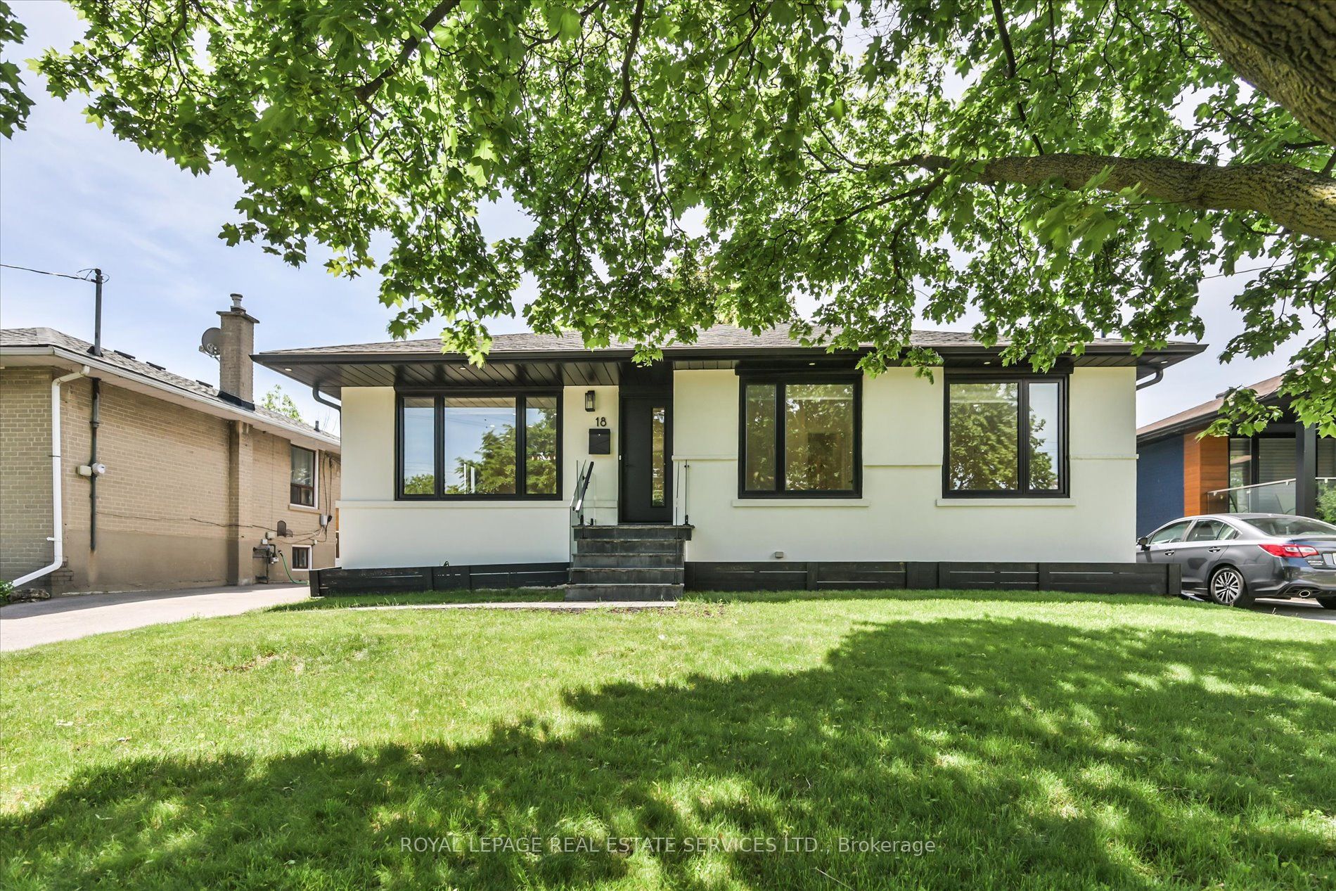 18 Celestine Drive, Toronto, ON M9R 3N1 photo 3