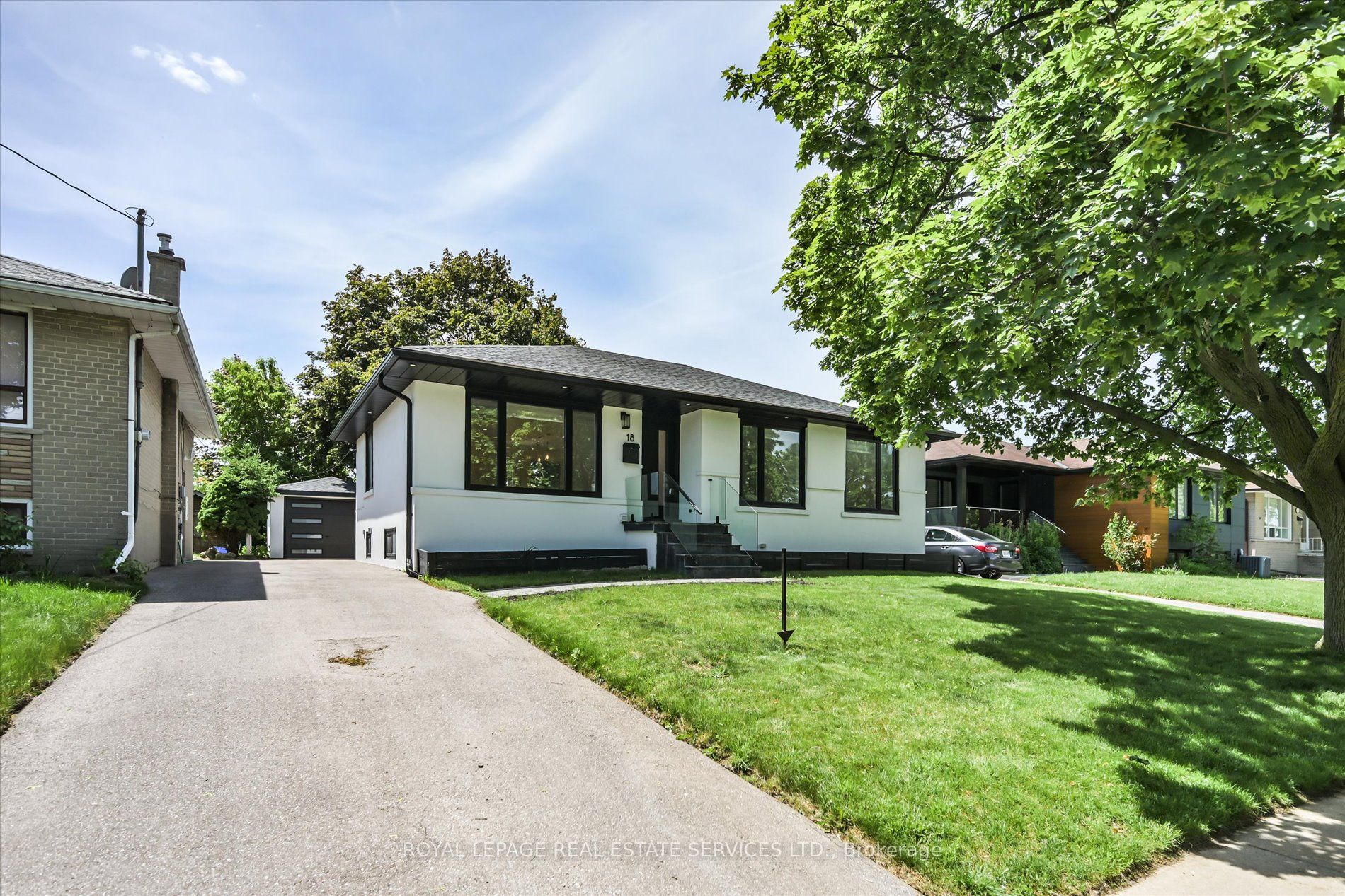 18 Celestine Drive, Toronto, ON M9R 3N1 photo 4