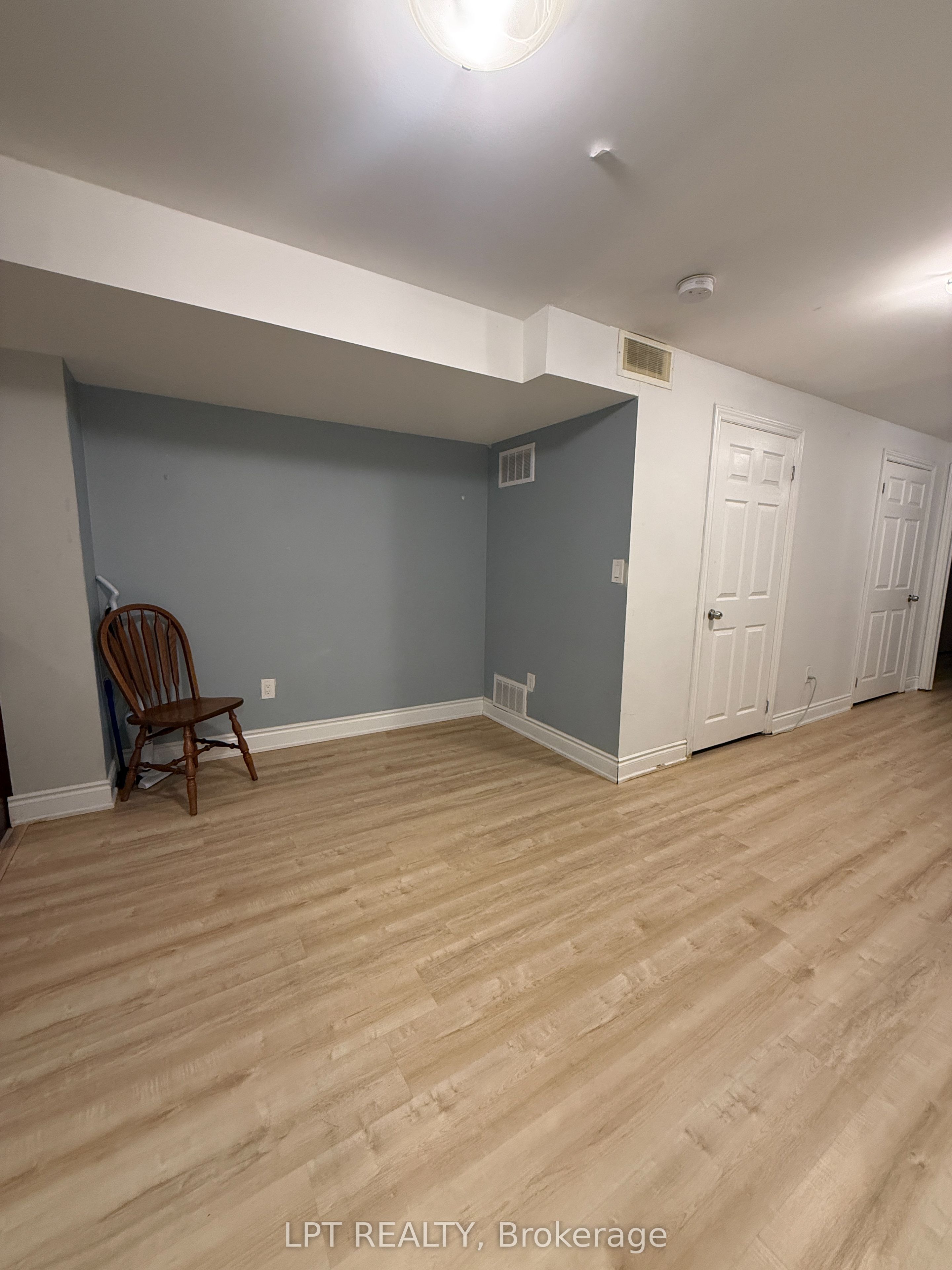 3304 Sunlight Street Basement, Mississauga, ON L5M 0G8 photo 4