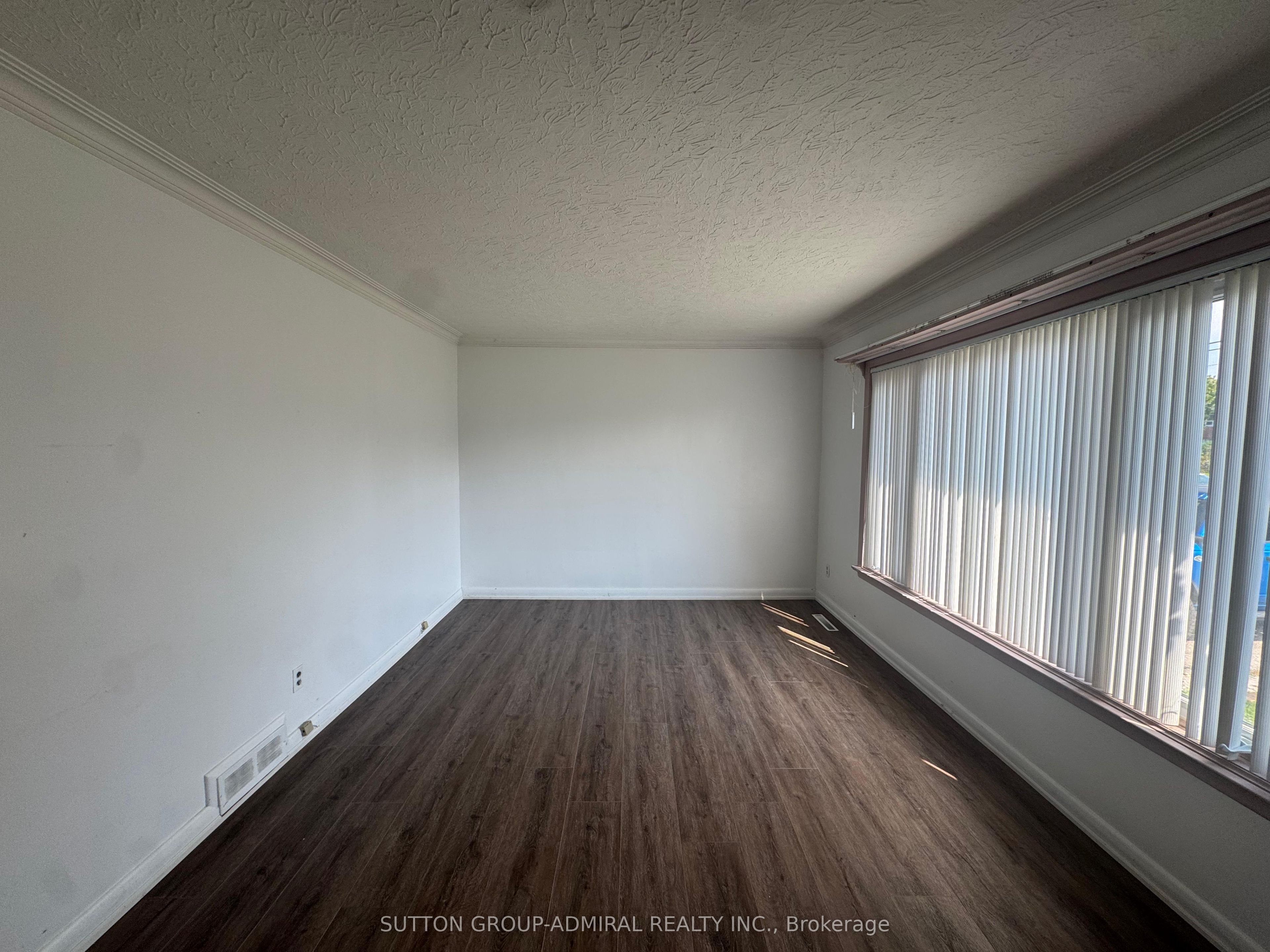 656 Browns Line, Toronto, ON M8W 3V6 photo 3