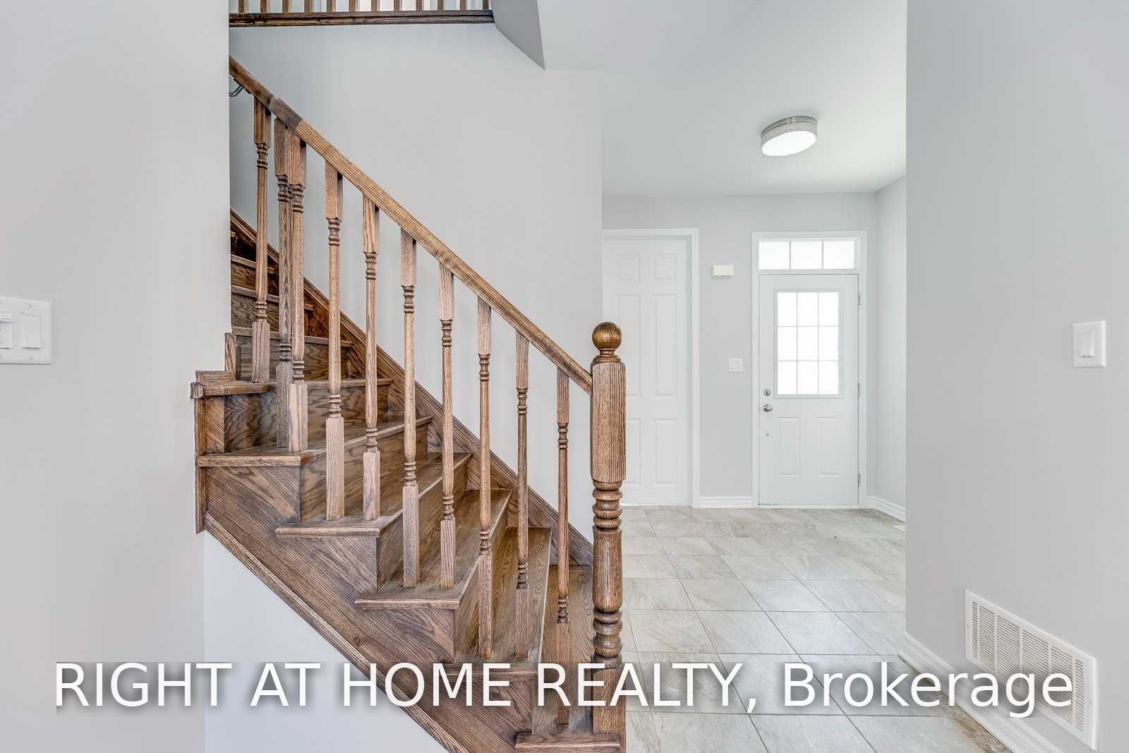 455 Clarkson Gate Upper, Milton, ON L9E 0B7 photo 4