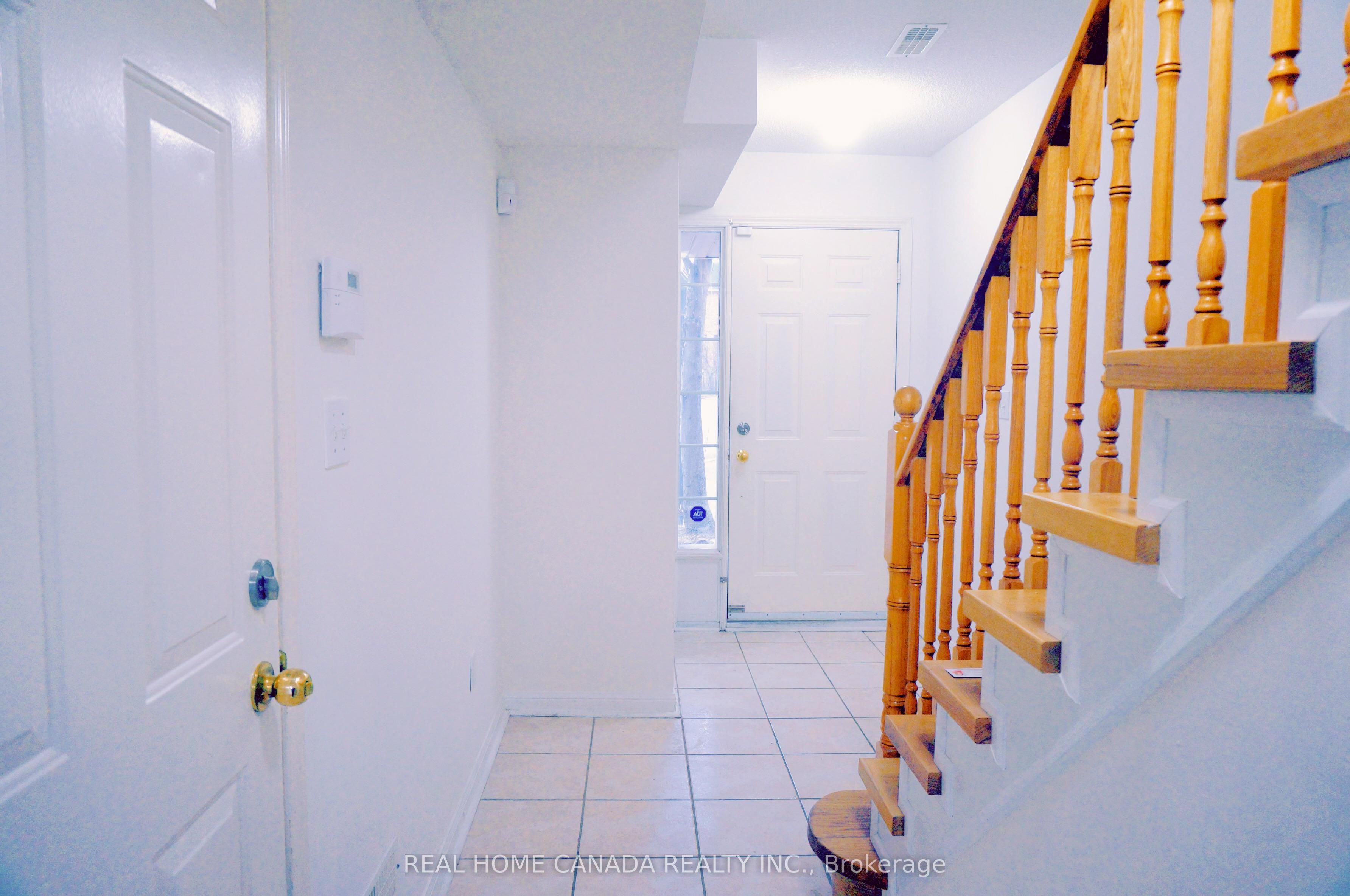 80 Acorn Place 54, Mississauga, ON L4Z 4C9 photo 2