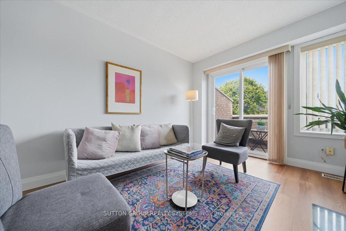 60 Barondale Drive 255, Mississauga, ON L4Z 3N8 photo 4