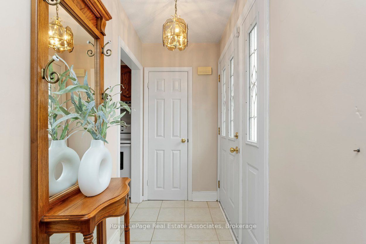 139 Vodden Street E, Brampton, ON L6V 1M6 photo 5