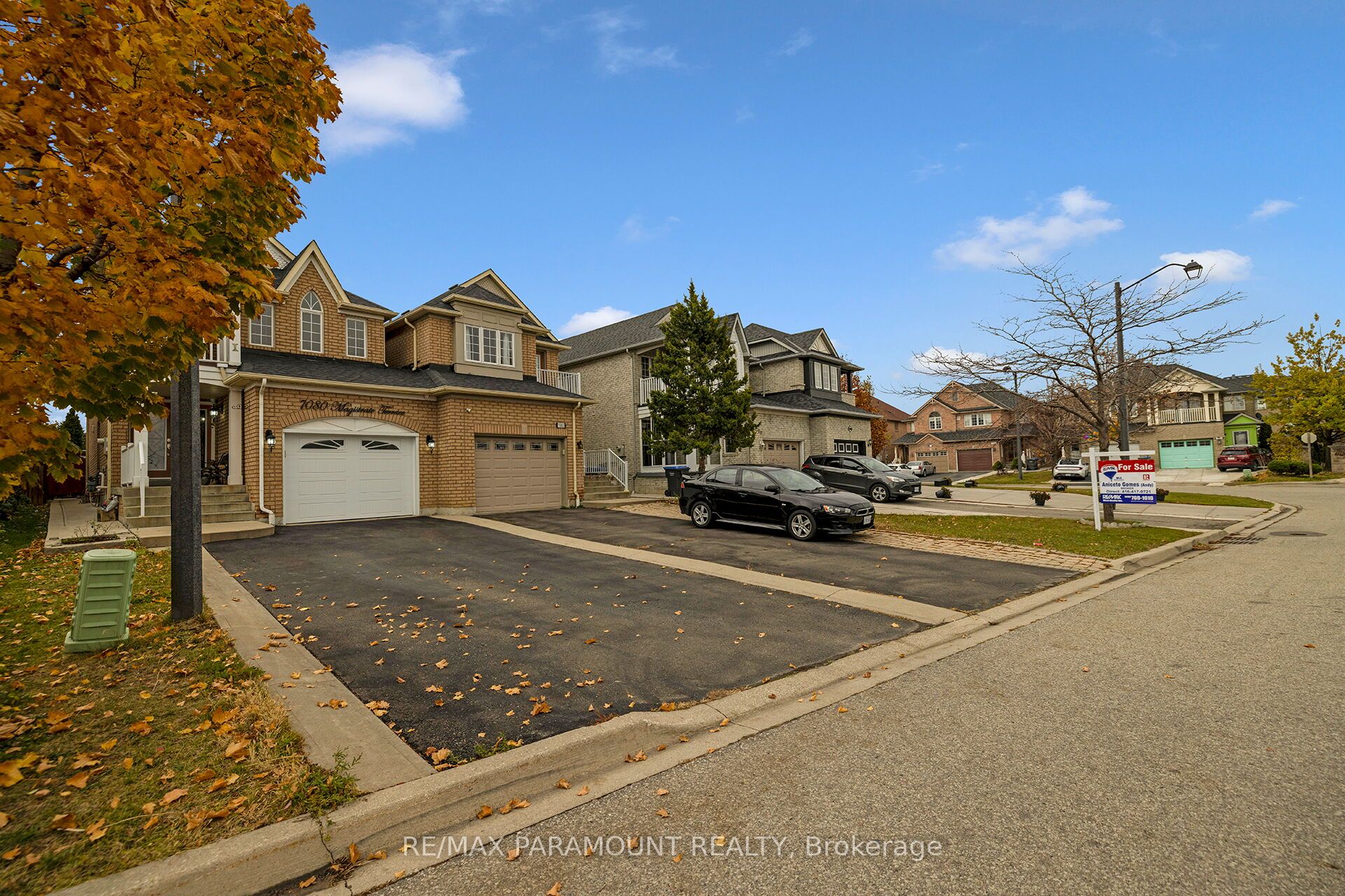 7080 Magistrate Terrace Upper, Mississauga, ON L5W 1E3 photo 2