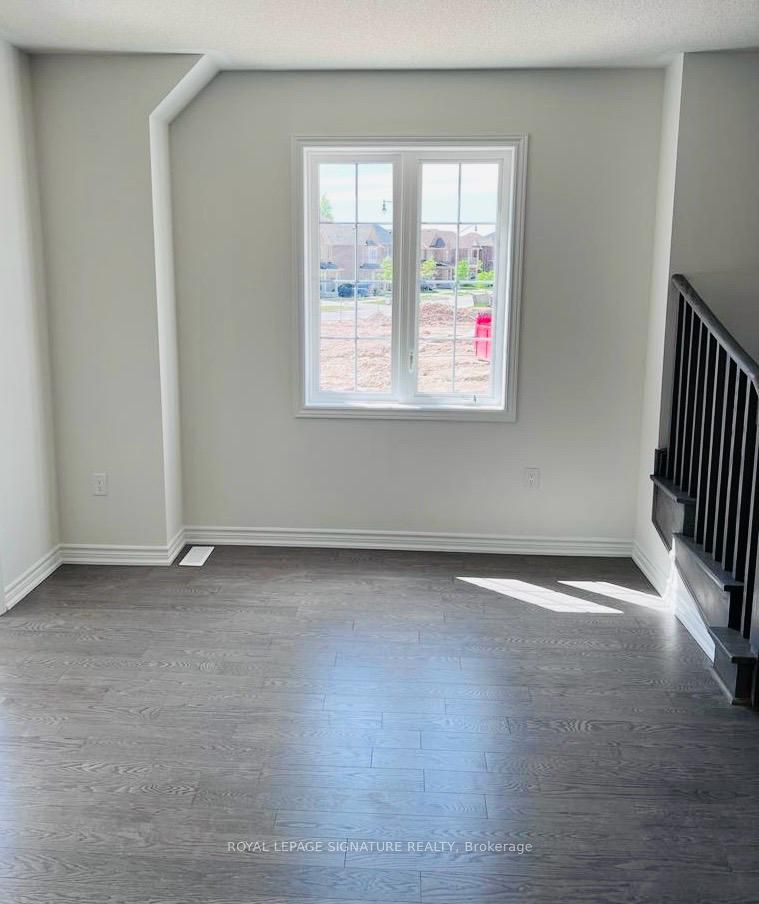 16 Hashmi Place, Brampton, ON L6Y 6K1 photo 5