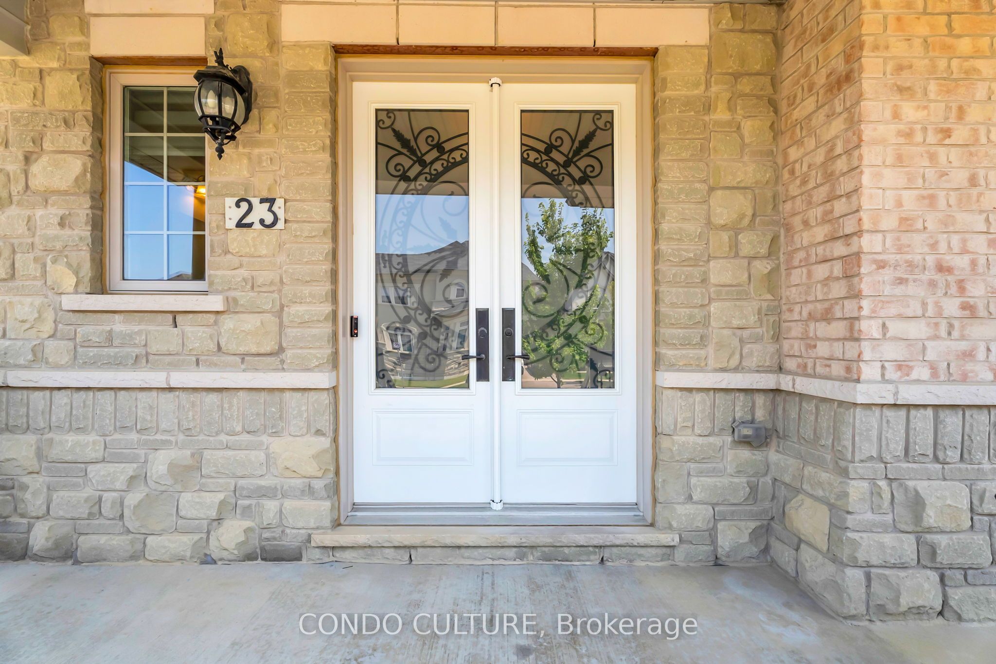 23 Martin Byrne Drive, Brampton, ON L6P 4G2 photo 5