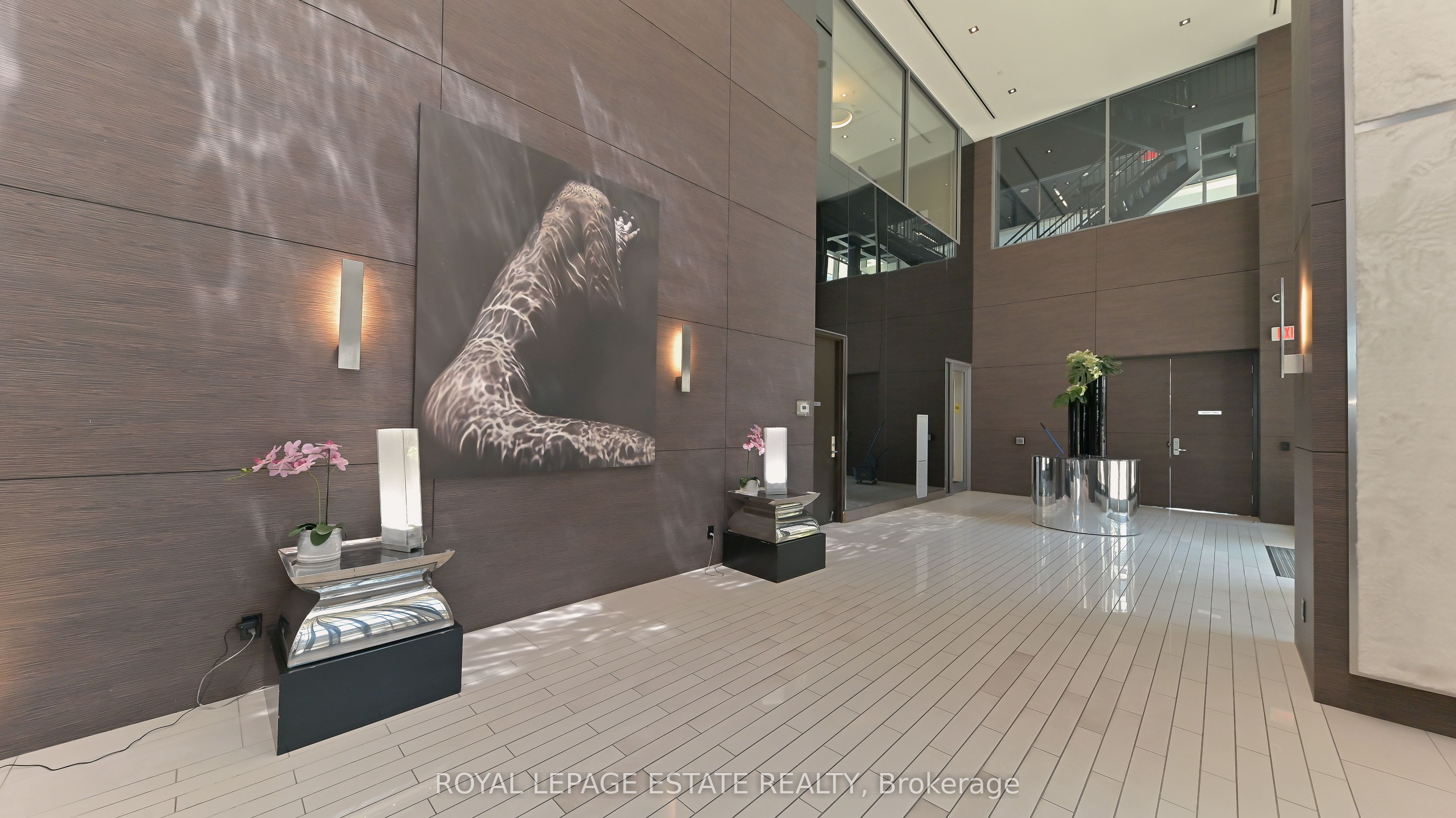 33 Shore Breeze Drive 2901, Toronto, ON M8V 1A1 photo 3