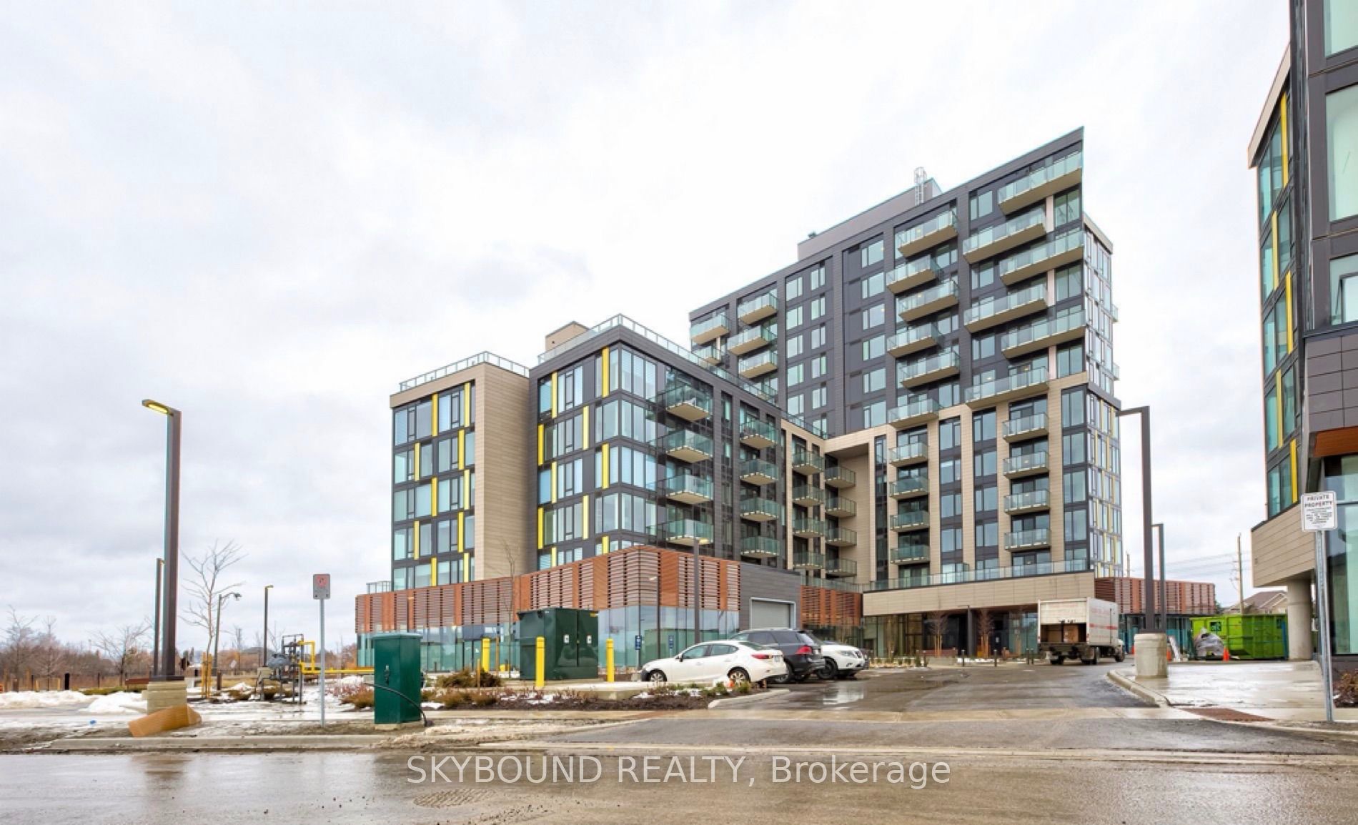 1415 Dundas Street 808, Oakville, ON L6H 7G1