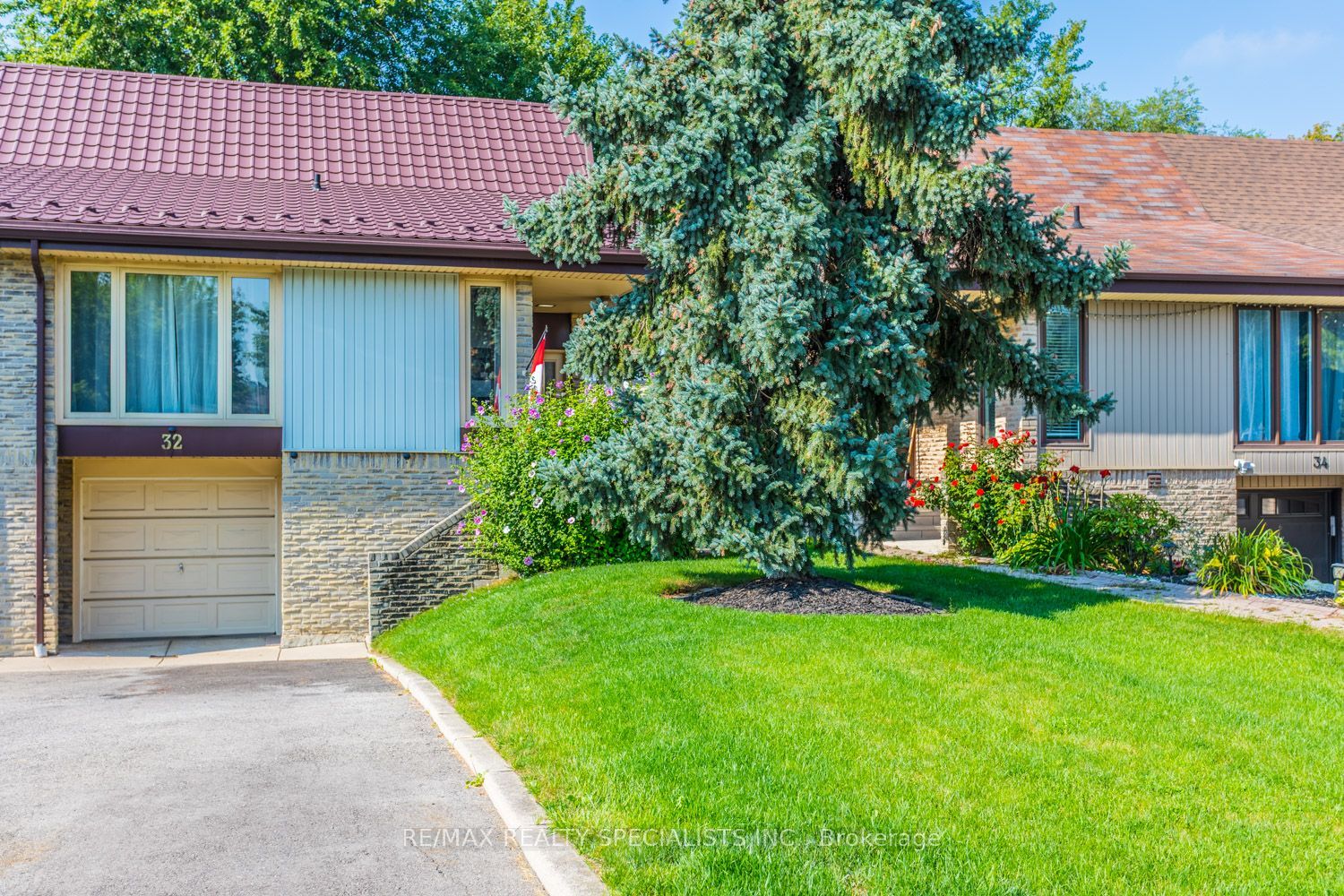 32 Falconer Drive, Mississauga, ON L5N 1M4 photo 4