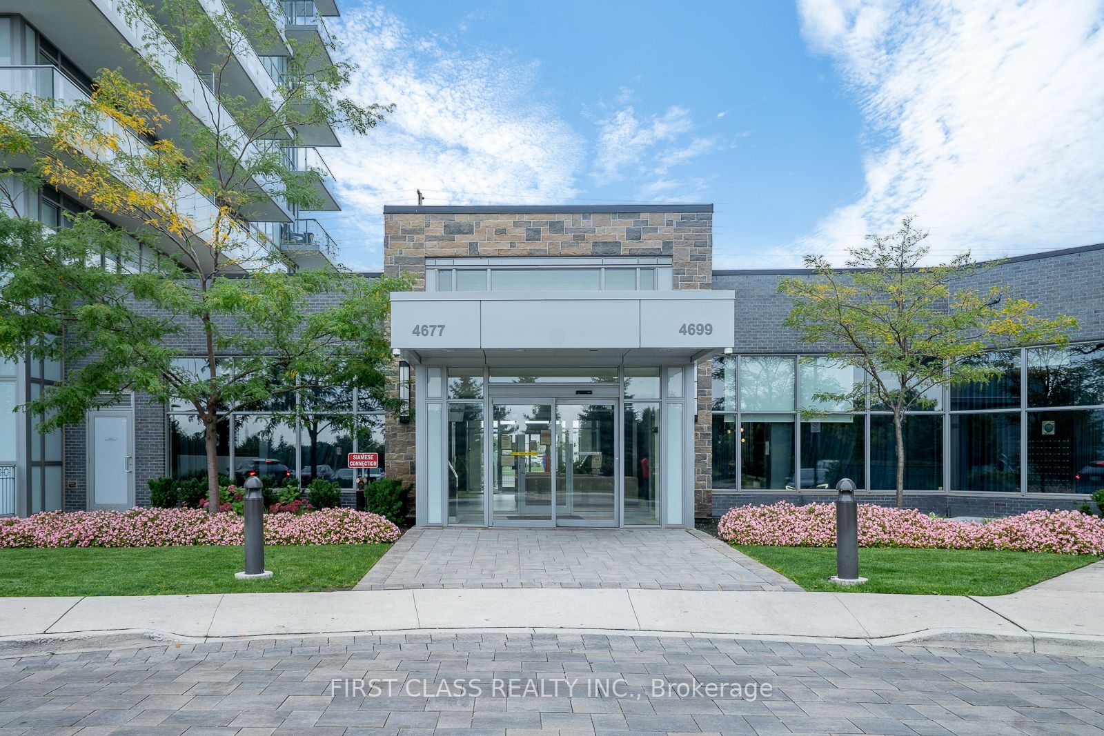 4699 Glen Erin Drive 605, Mississauga, ON L5M 2E5 photo 3