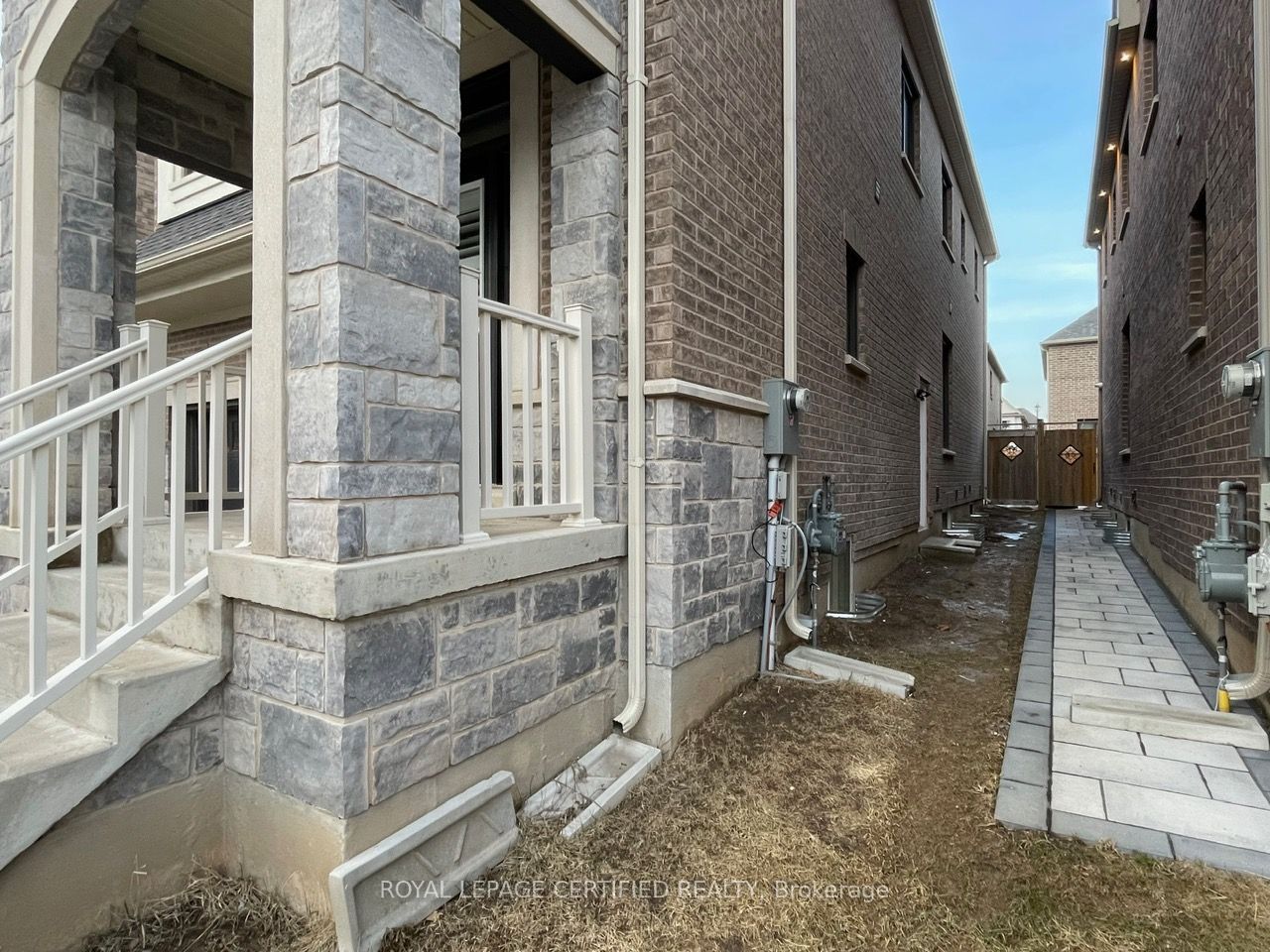 1227 Mcphedran Point Bsmt, Milton, ON L9T 7K6 photo 3