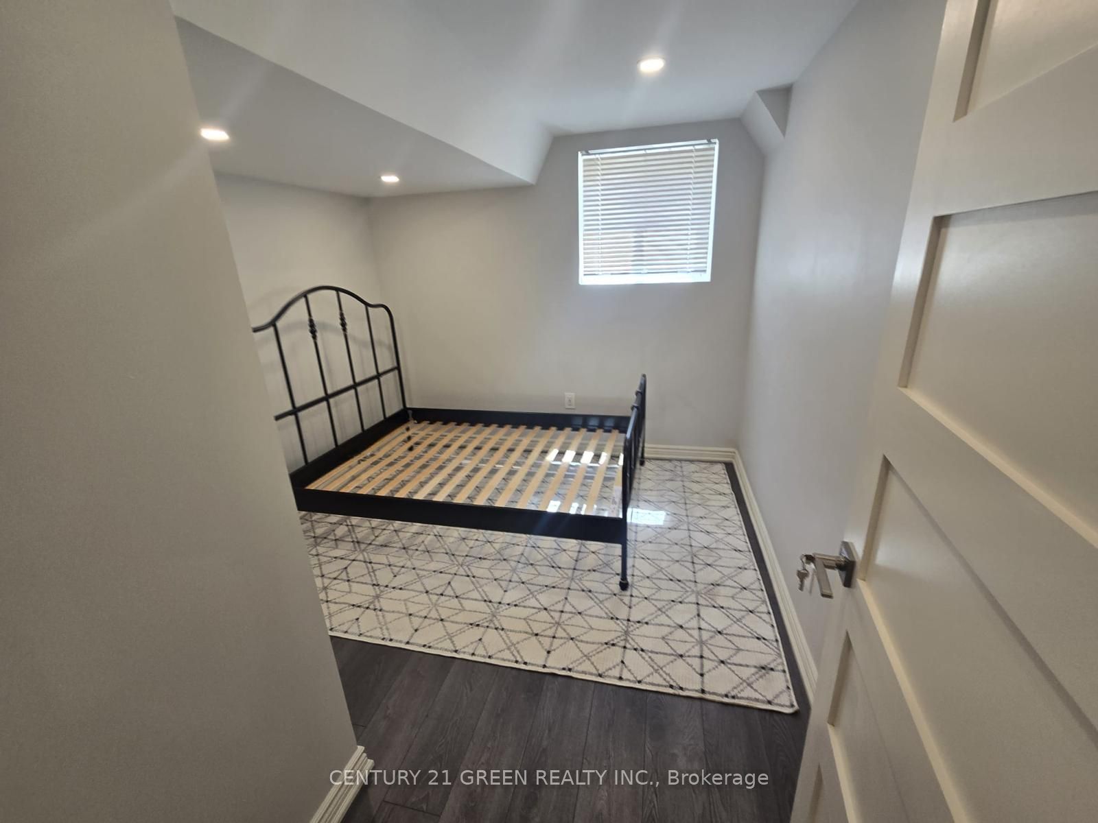 2483 Old Brompton Way Lower, Oakville, ON L6M 0J5 photo 4