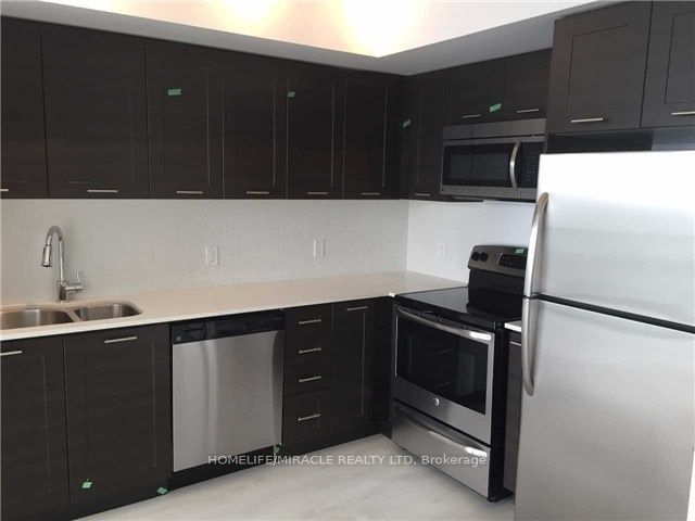 2200 Lakeshore Boulevard W 4705, Toronto, ON M8V 1A4 photo 4