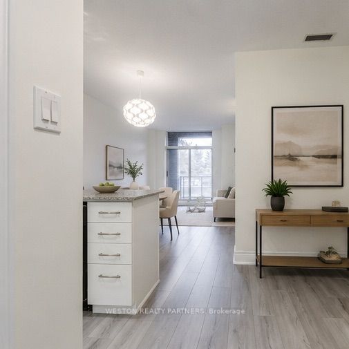 25 Earlington Avenue 118, Toronto, ON M8X 3A3 photo 2