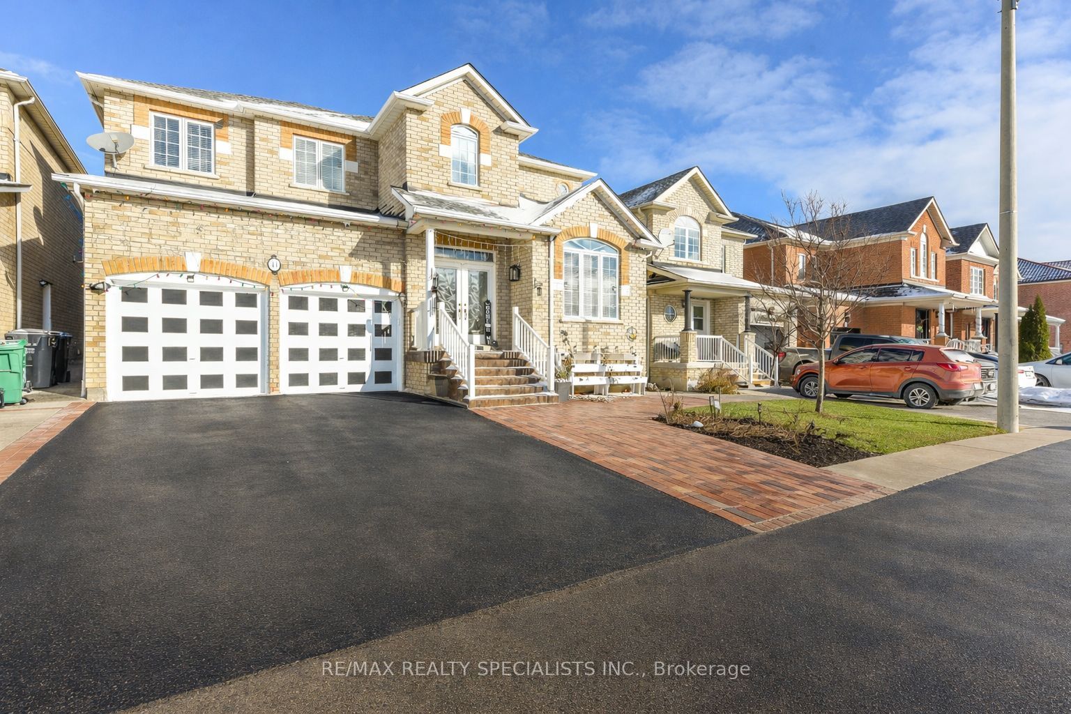 41 Madronna Gardens, Brampton, ON L7A 2V9 photo 2