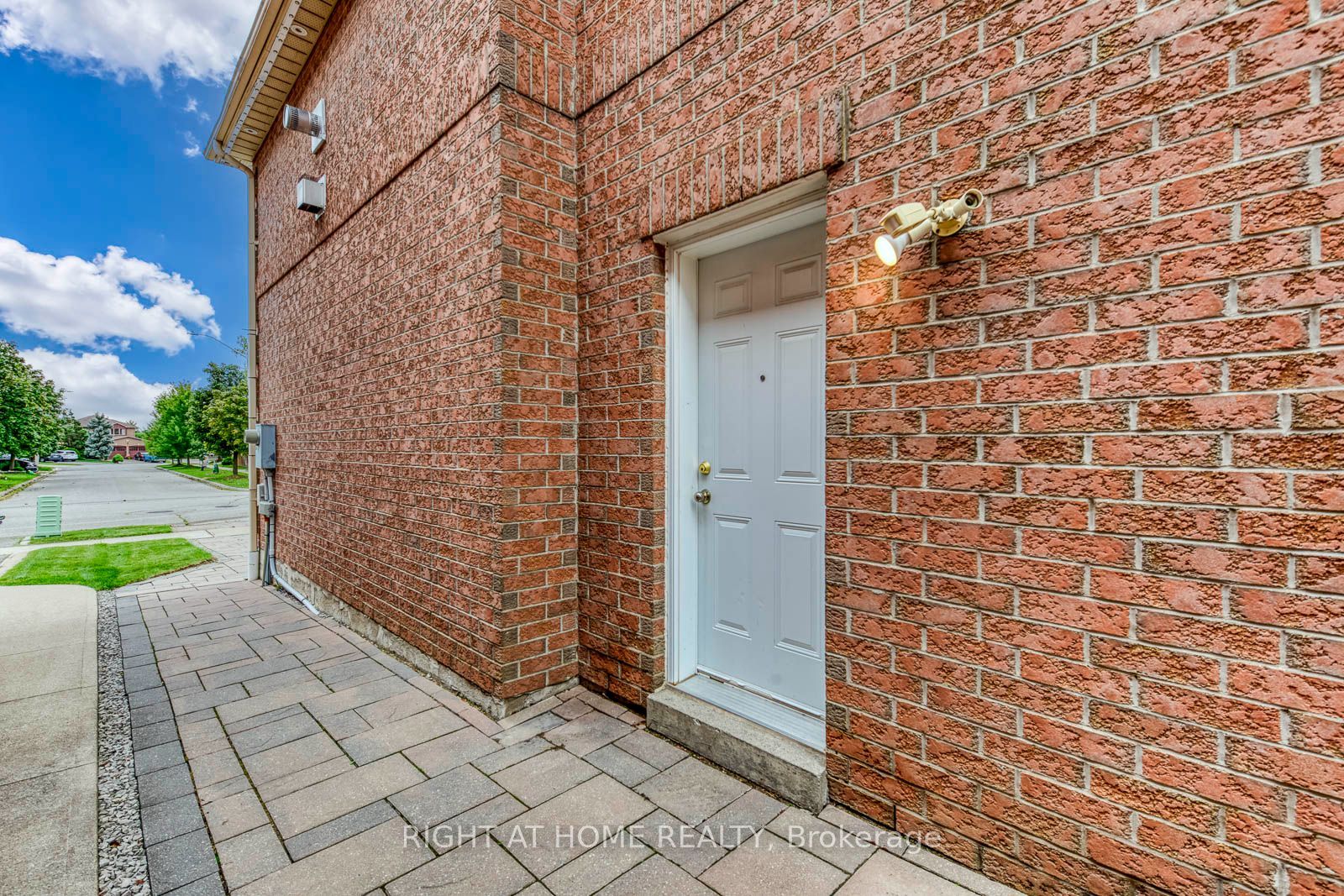 5349 Lismic Boulevard Bsmt, Mississauga, ON L5V 1Y5 photo 4