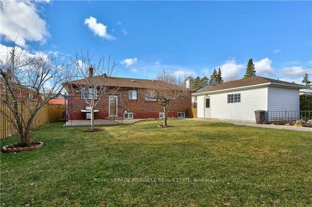 205 Southview Crescent W Bsmt, Oakville, ON L6K 2P2 photo 2