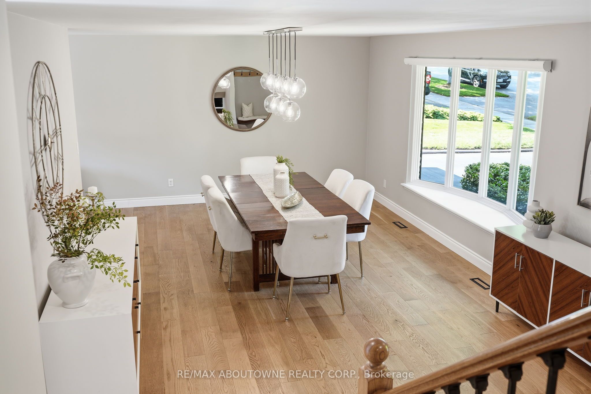 1281 Lakeview Drive, Oakville, ON L6H 2N1 photo 5