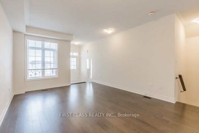 436 Wheat Boom Drive, Oakville, ON L6H 0S1 photo 4