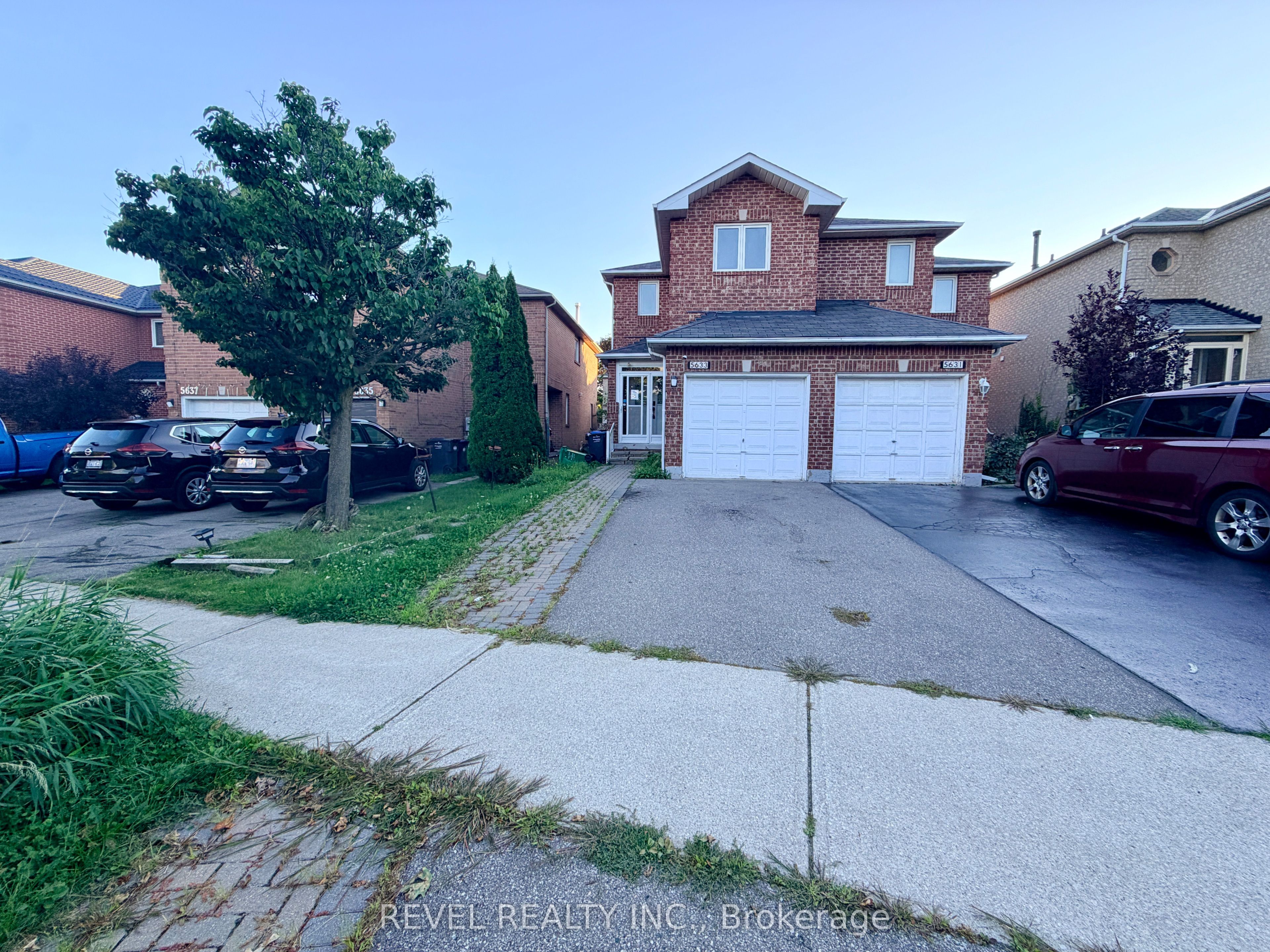 5633 Cortina Crescent, Mississauga, ON L4Z 3R3 photo 2