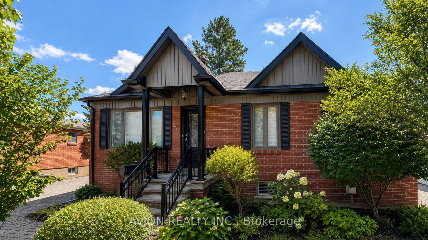 570 Exbury Crescent BSMT, Mississauga, ON L5G 2P4 photo 3