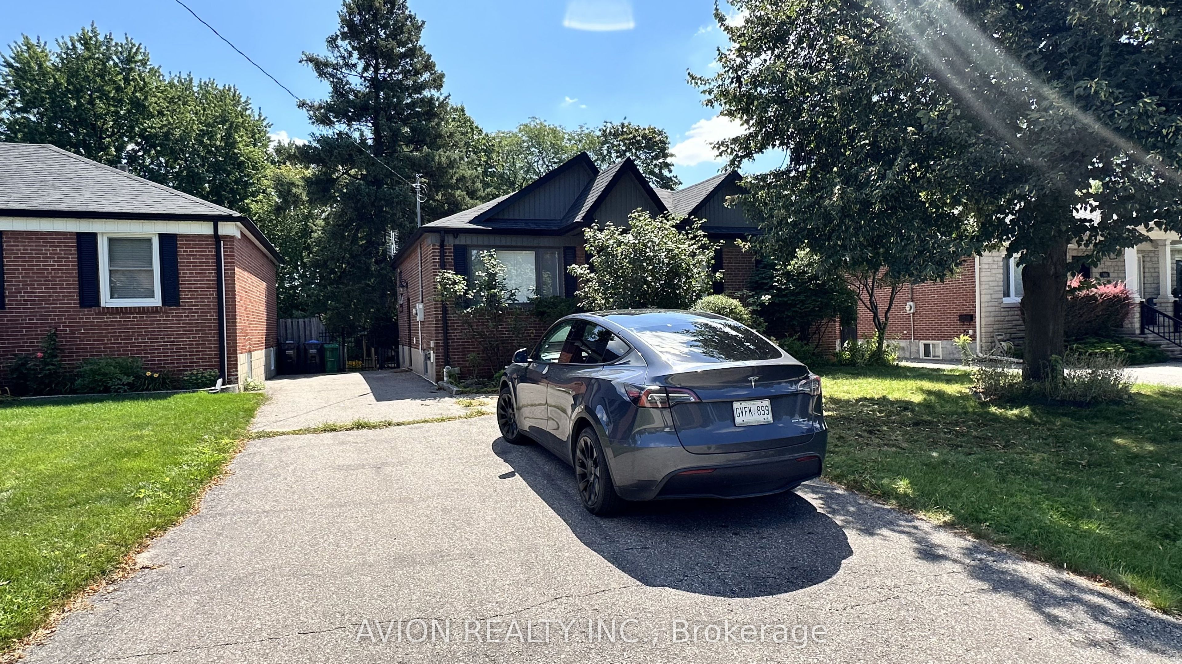 570 Exbury Crescent BSMT, Mississauga, ON L5G 2P4 photo 4