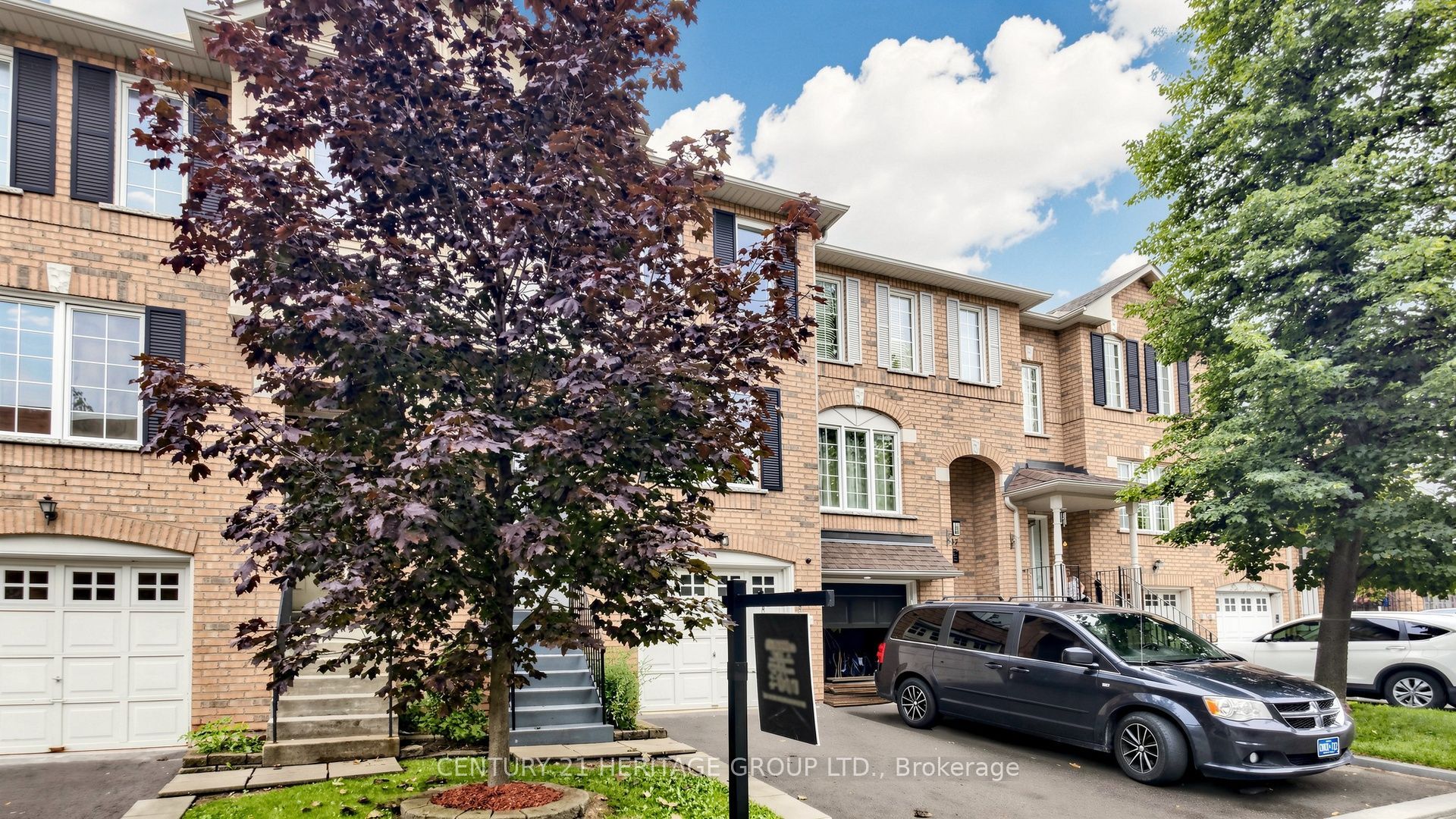 Unit 39, 2 Clay Brick Court, Brampton, ON L6V 4M7 photo 2