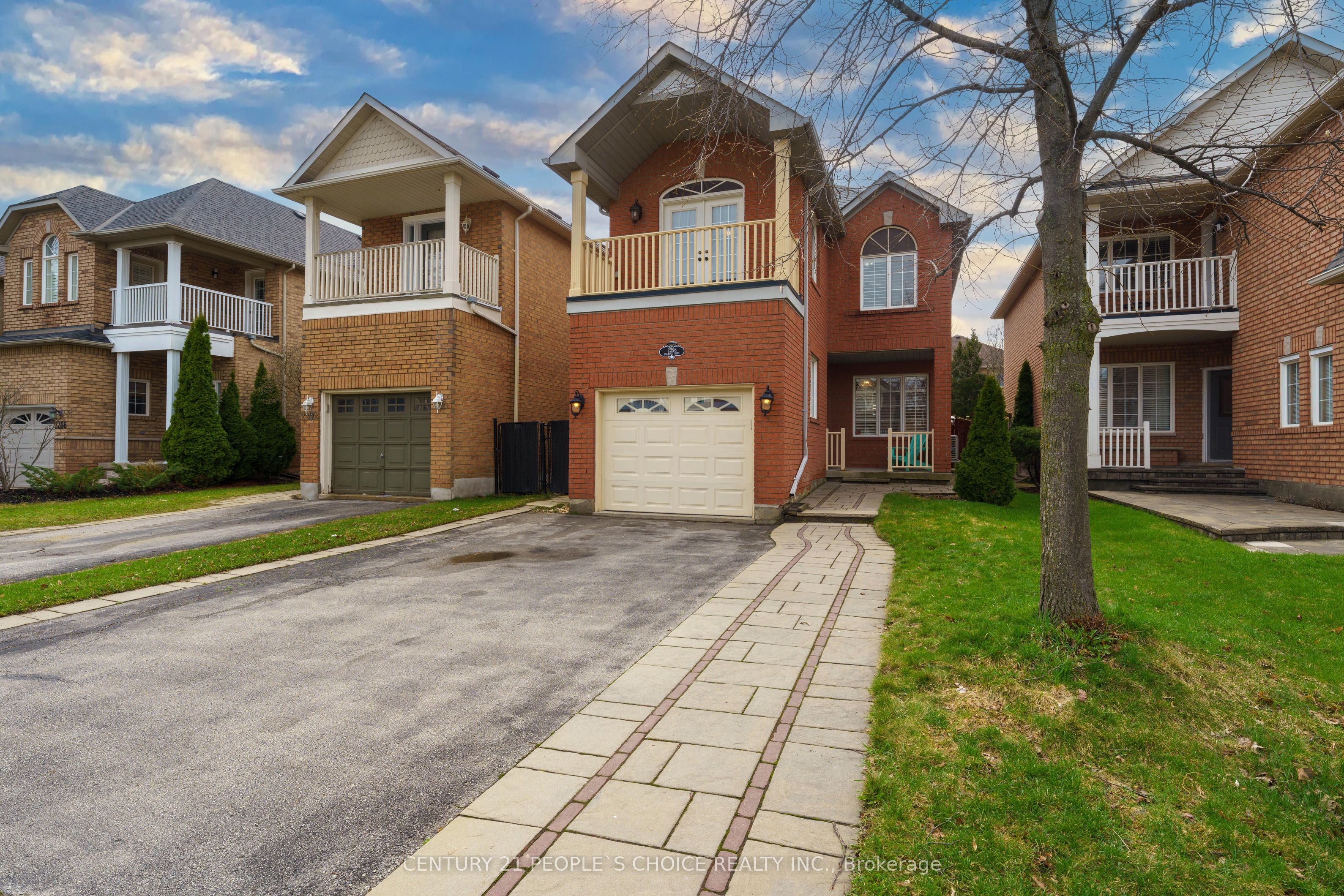 2296 Owlridge Drive, Oakville, ON L6M 3V4 photo 2