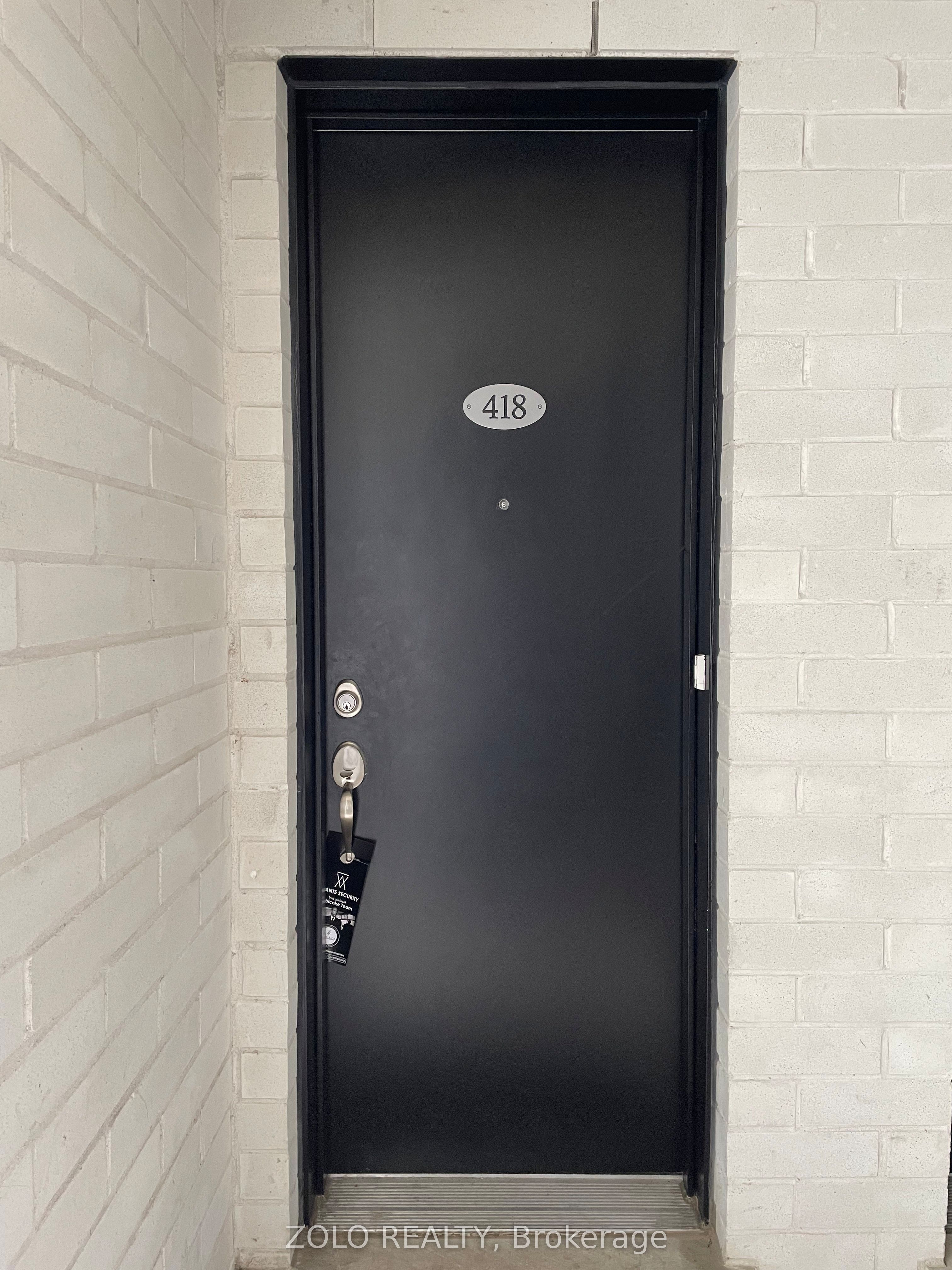 130 Widdicombe Hill Boulevard 418, Toronto, ON M9R 0A9 photo 3