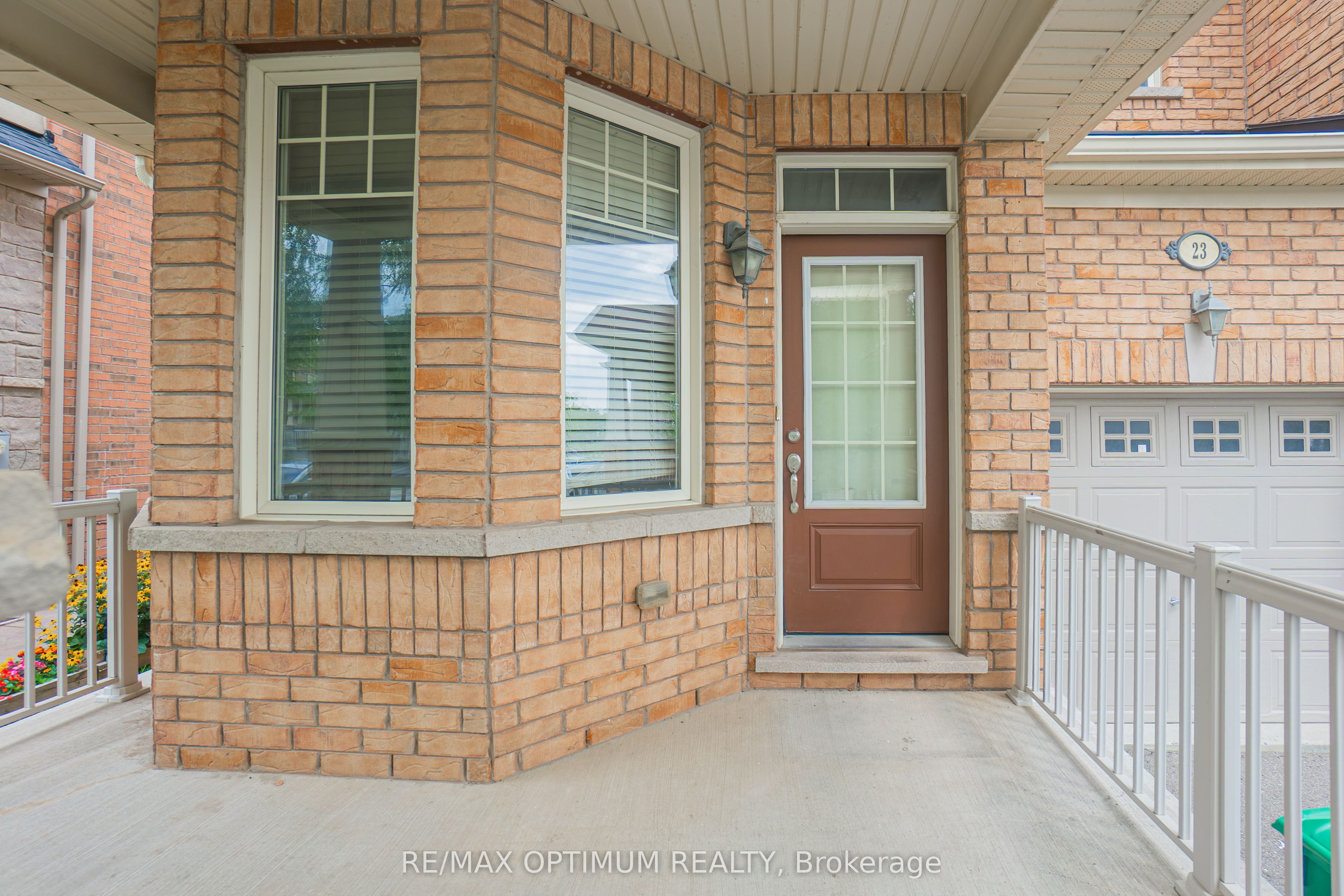 23 Merrickville Way, Brampton, ON L6Y 0V5 photo 3