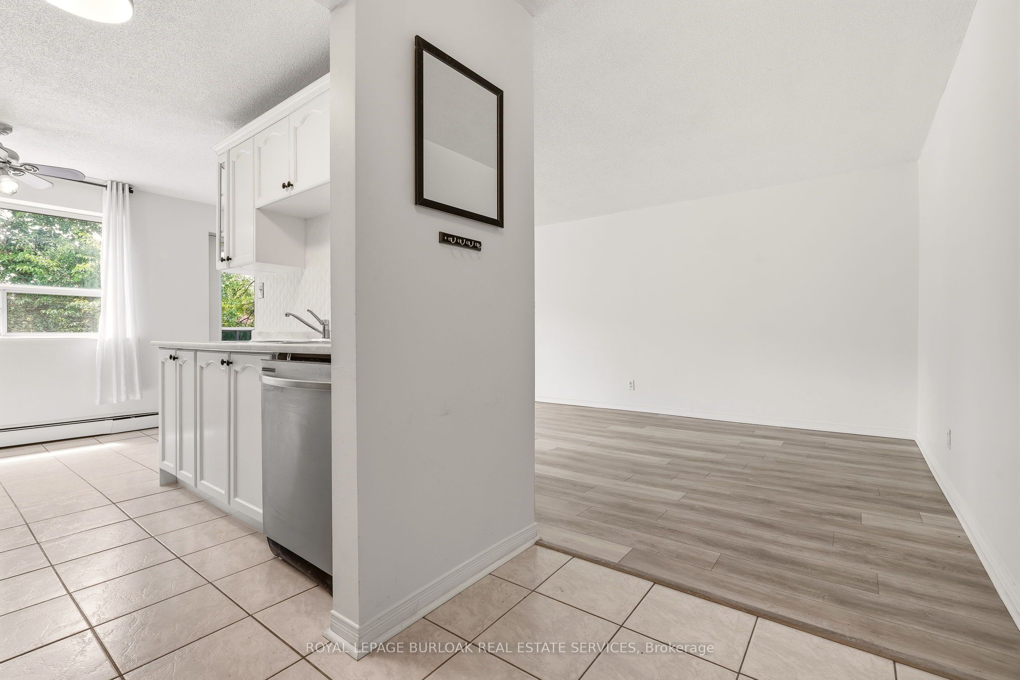 2411 New Street 201, Burlington, ON L7R 1K2 photo 5