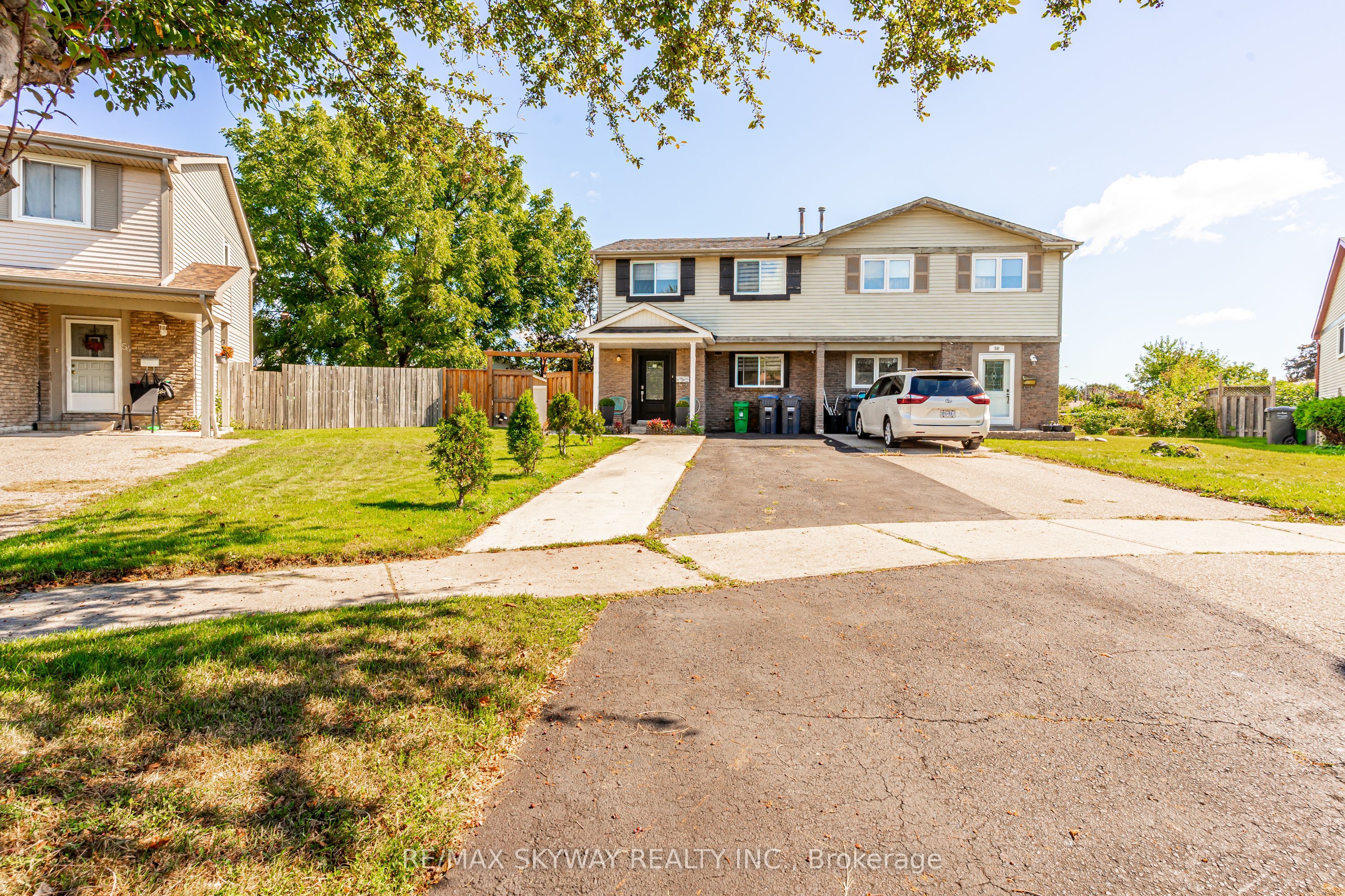 52 Charters Road, Brampton, ON L6V 2S5