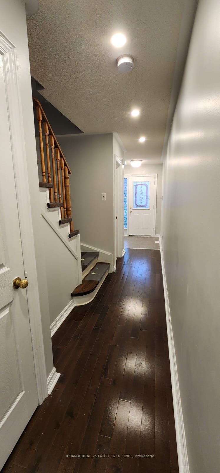 6850 Dillingwood Drive, Mississauga, ON L5N 6Z9 photo 3