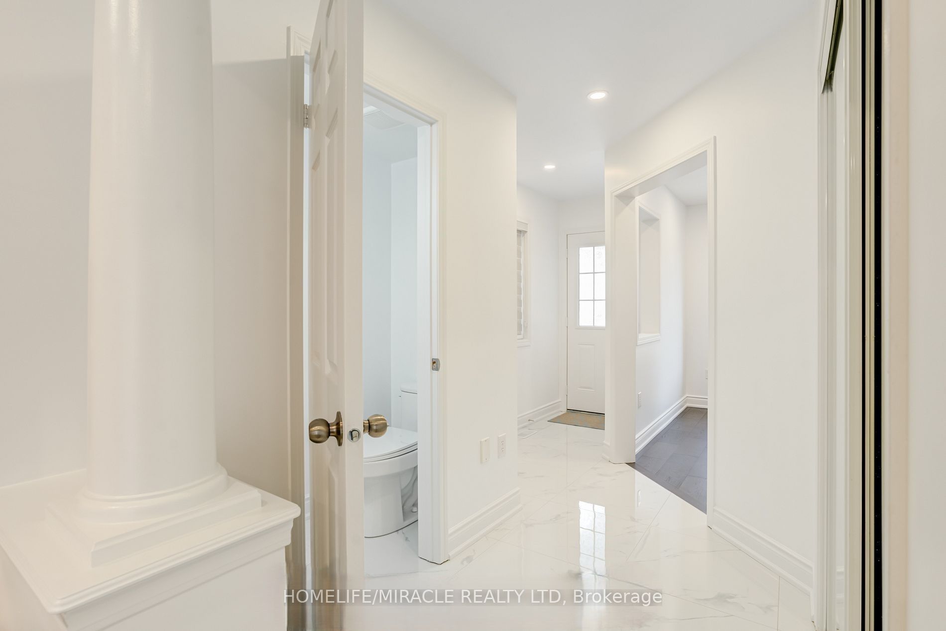 190 Fandango Drive Upper, Brampton, ON L6X 0L3 photo 3