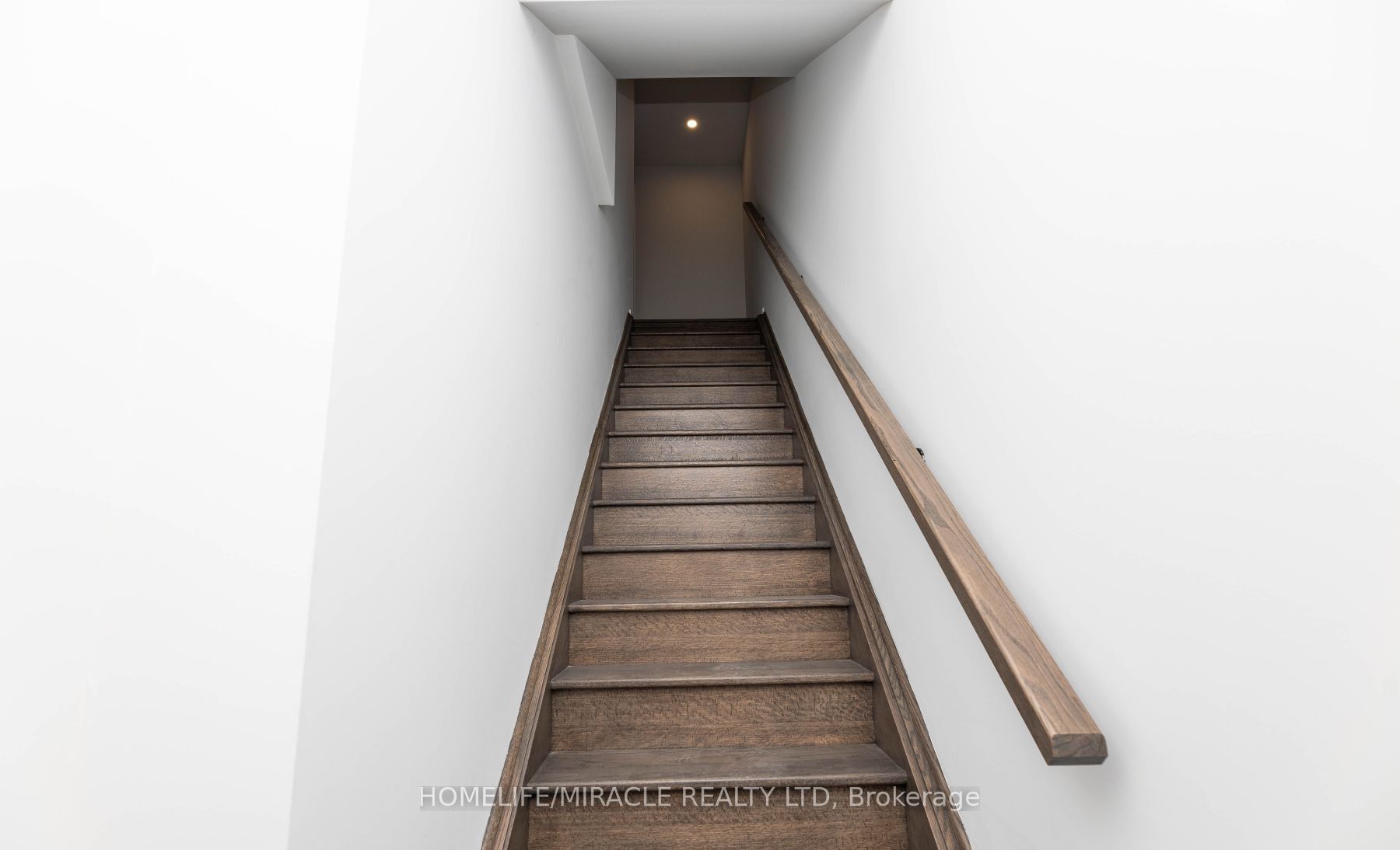 20 Lloyd Jane Lane 166, Toronto, ON M8V 0J5 photo 3