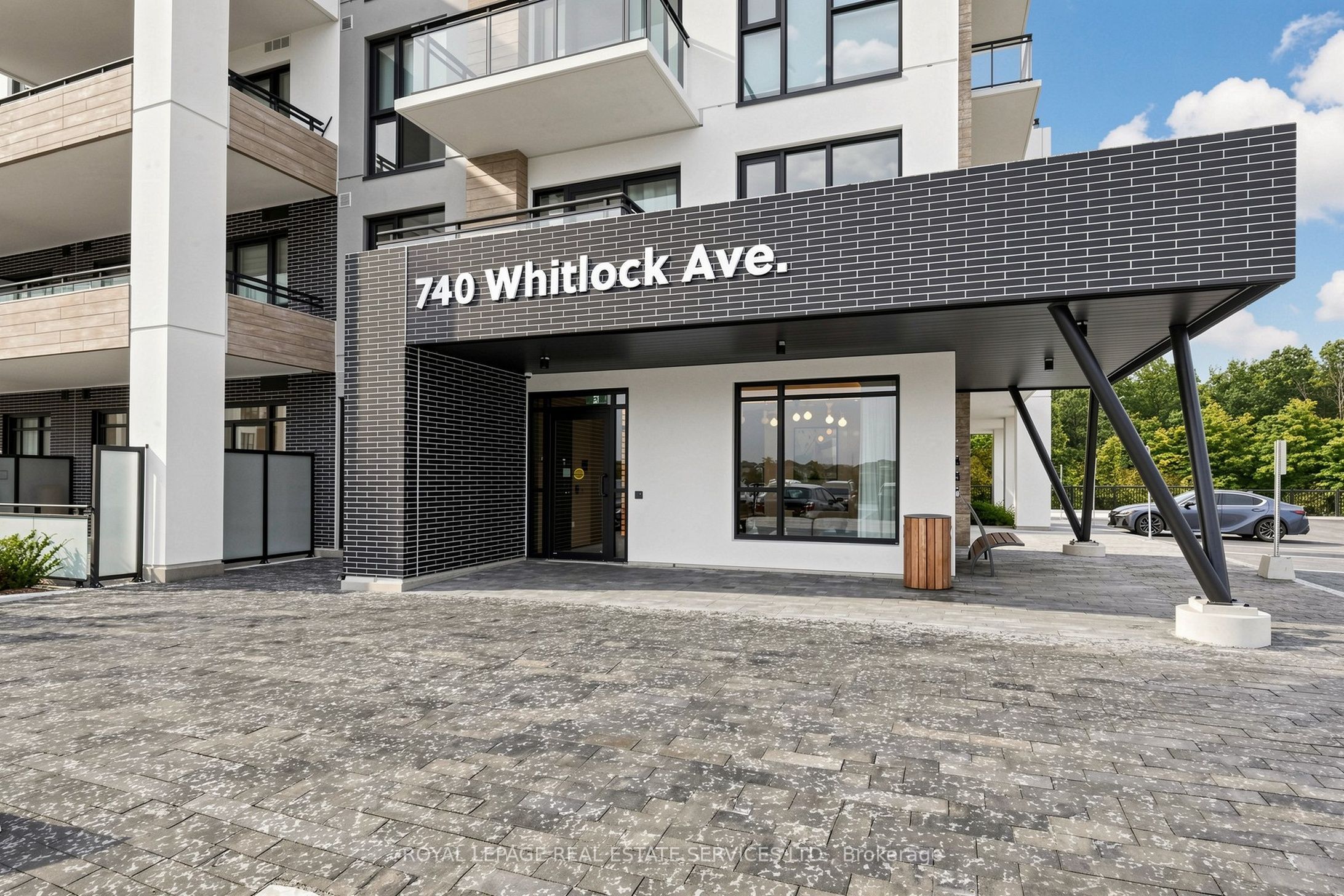 740 Whitlock Avenue 405, Milton, ON L9E 1B6 photo 3