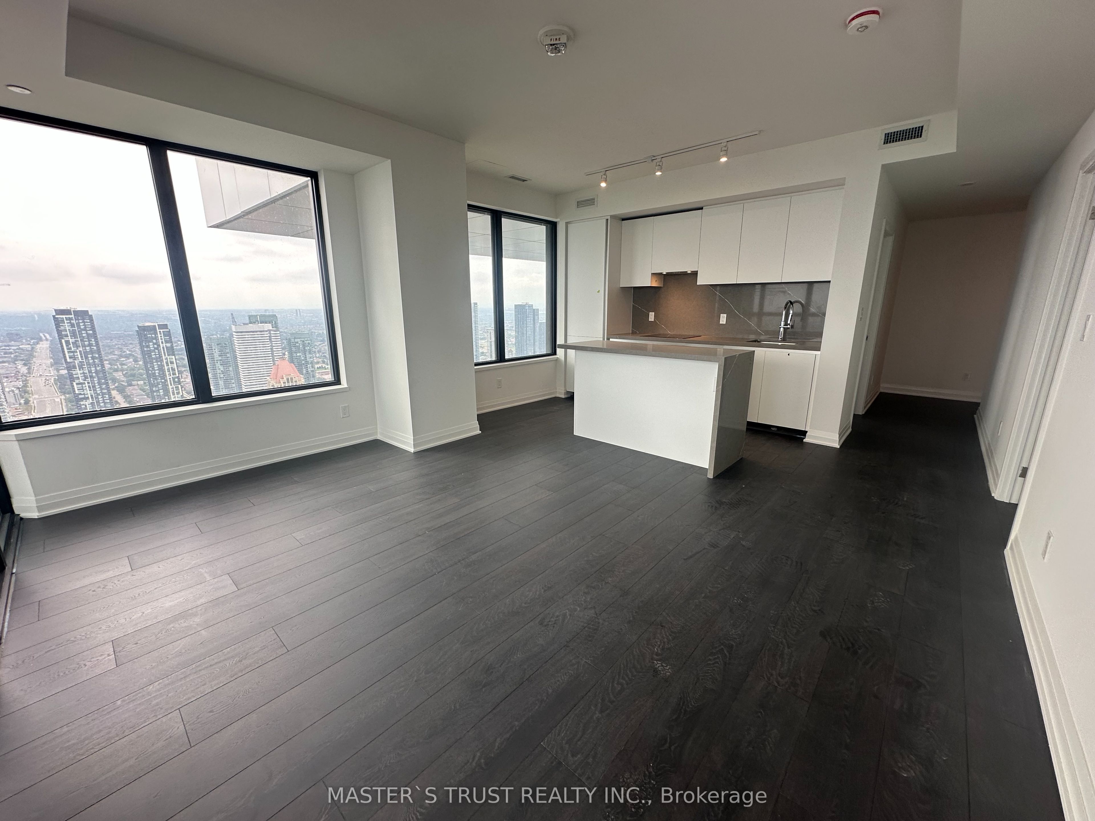 4015 The Exchange S 5404, Mississauga, ON L5B 0N9 photo 3