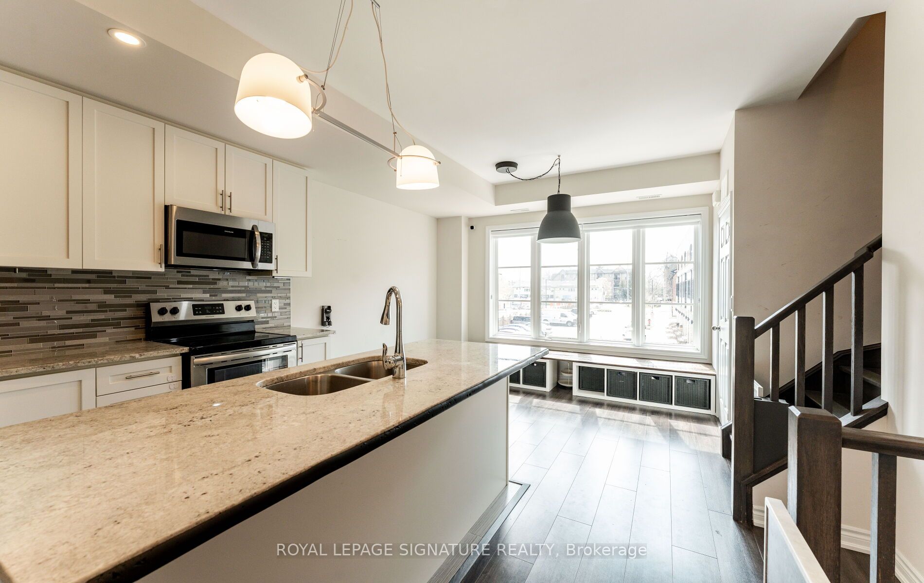 405 Plains Road E 23, Burlington, ON L7T 2C9 photo 5