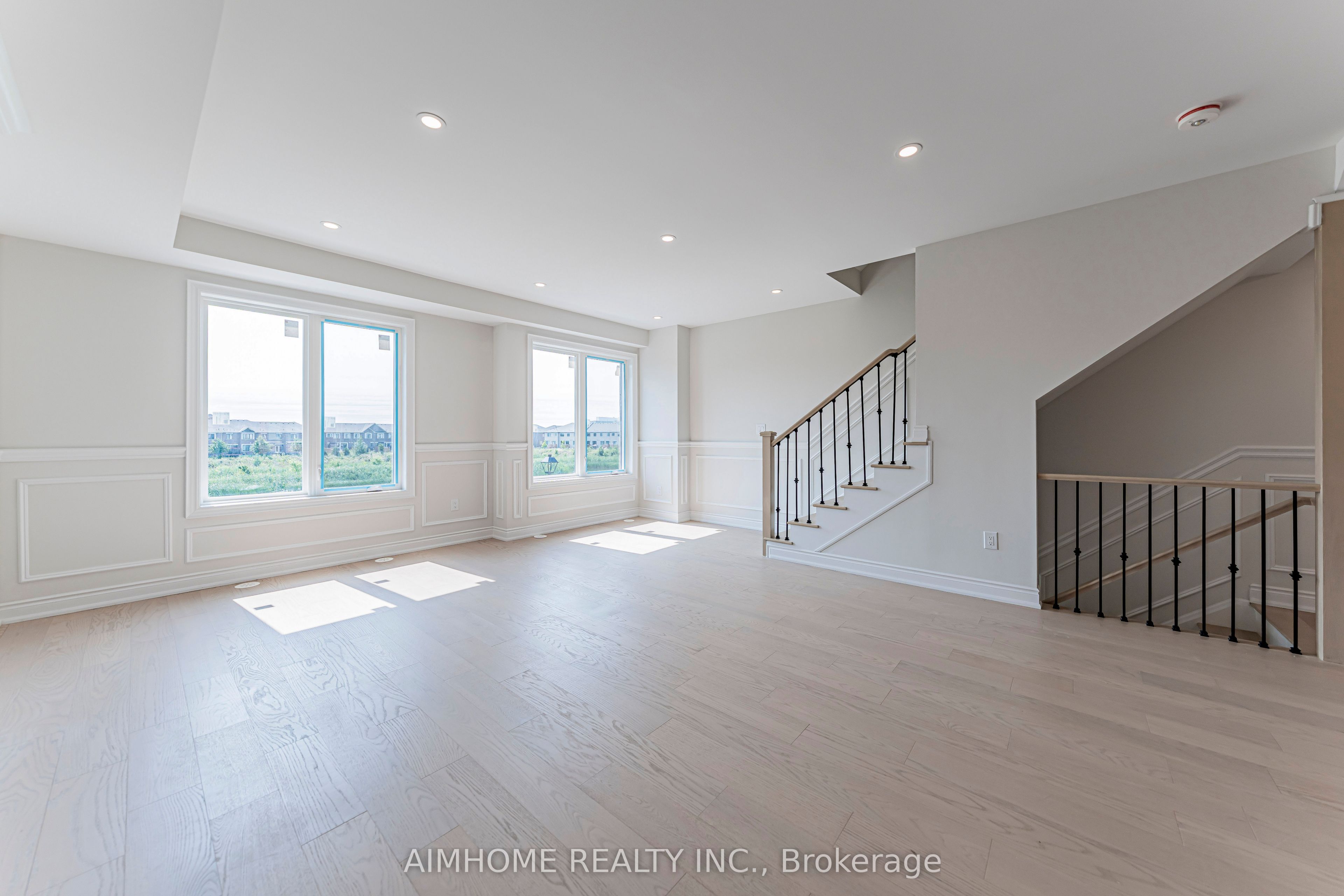 3070 John McKay Boulevard 10, Oakville, ON L6H 4K5 photo 3