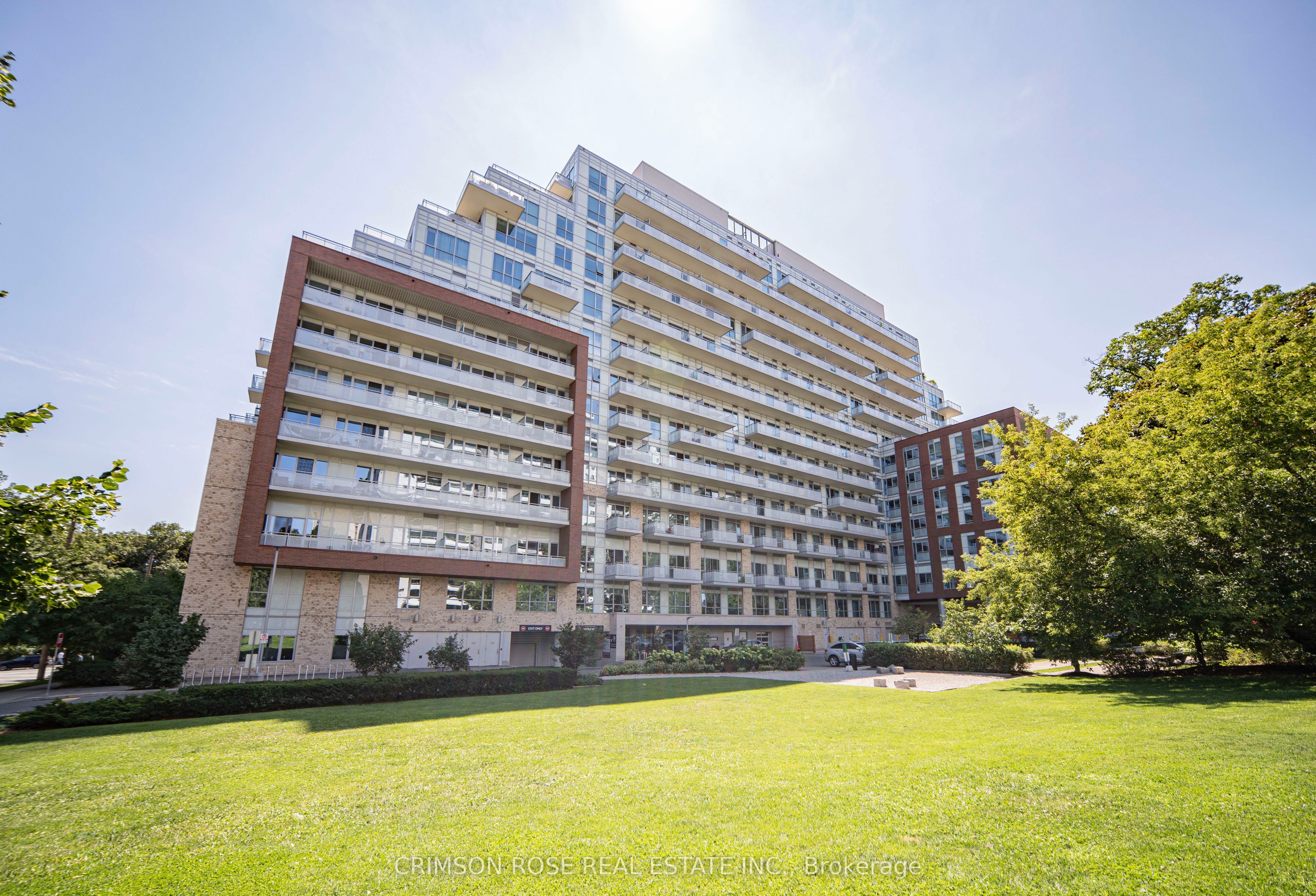 1830 Bloor Street W 335, Toronto, ON M6P 0A2 photo 2