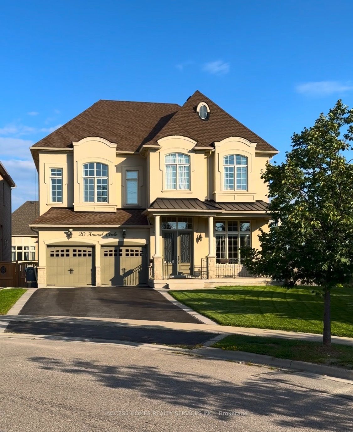 20 Annual Circle W, Brampton, ON L6X 2M2