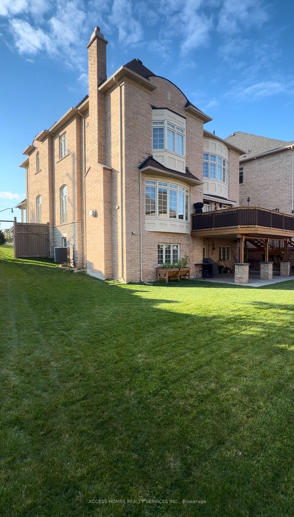 20 Annual Circle W, Brampton, ON L6X 2M2 photo 2
