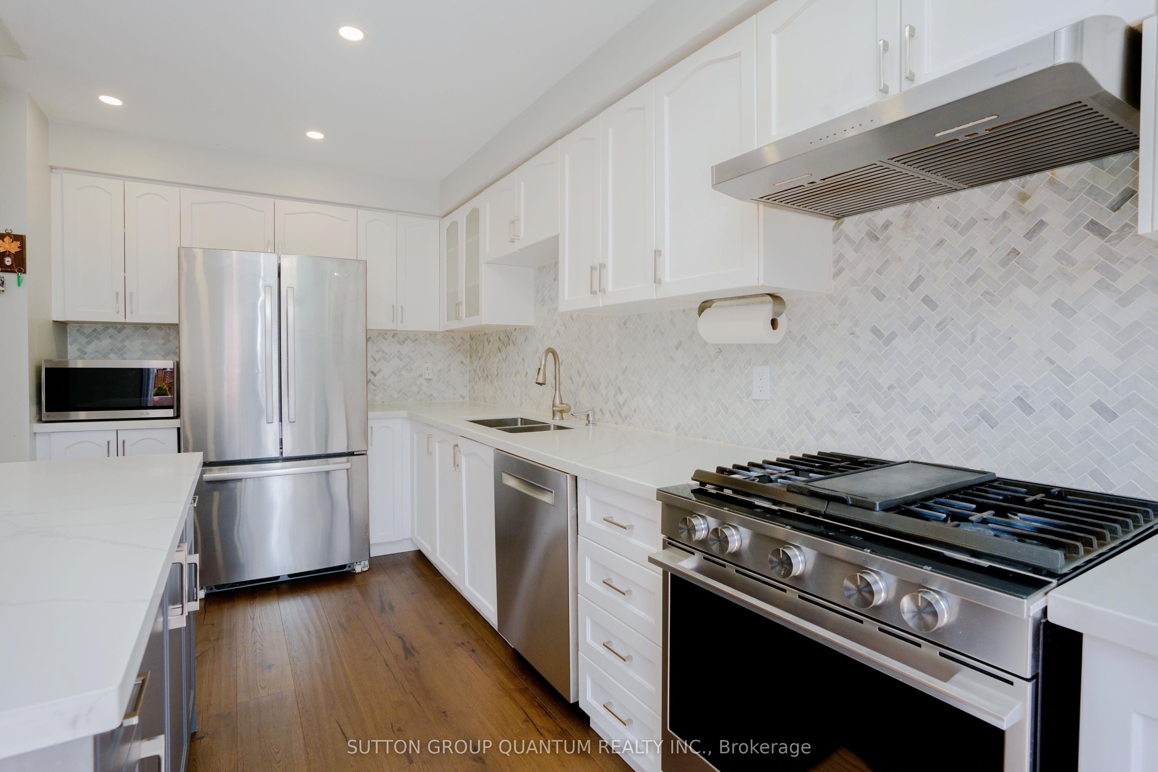 2324 Stillmeadow Road, Oakville, ON L6M 4C8 photo 4
