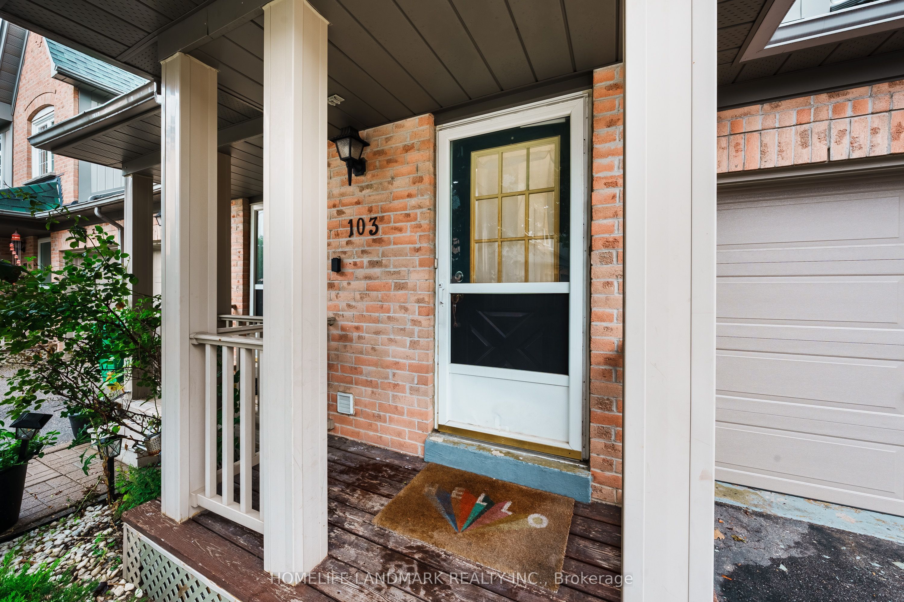 2945 Thomas Street 103, Mississauga, ON L5M 6C1 photo 2