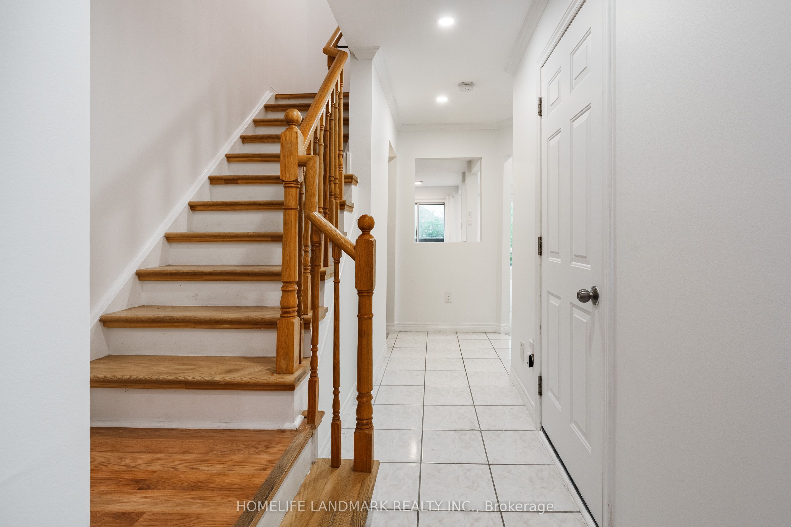 2945 Thomas Street 103, Mississauga, ON L5M 6C1 photo 4
